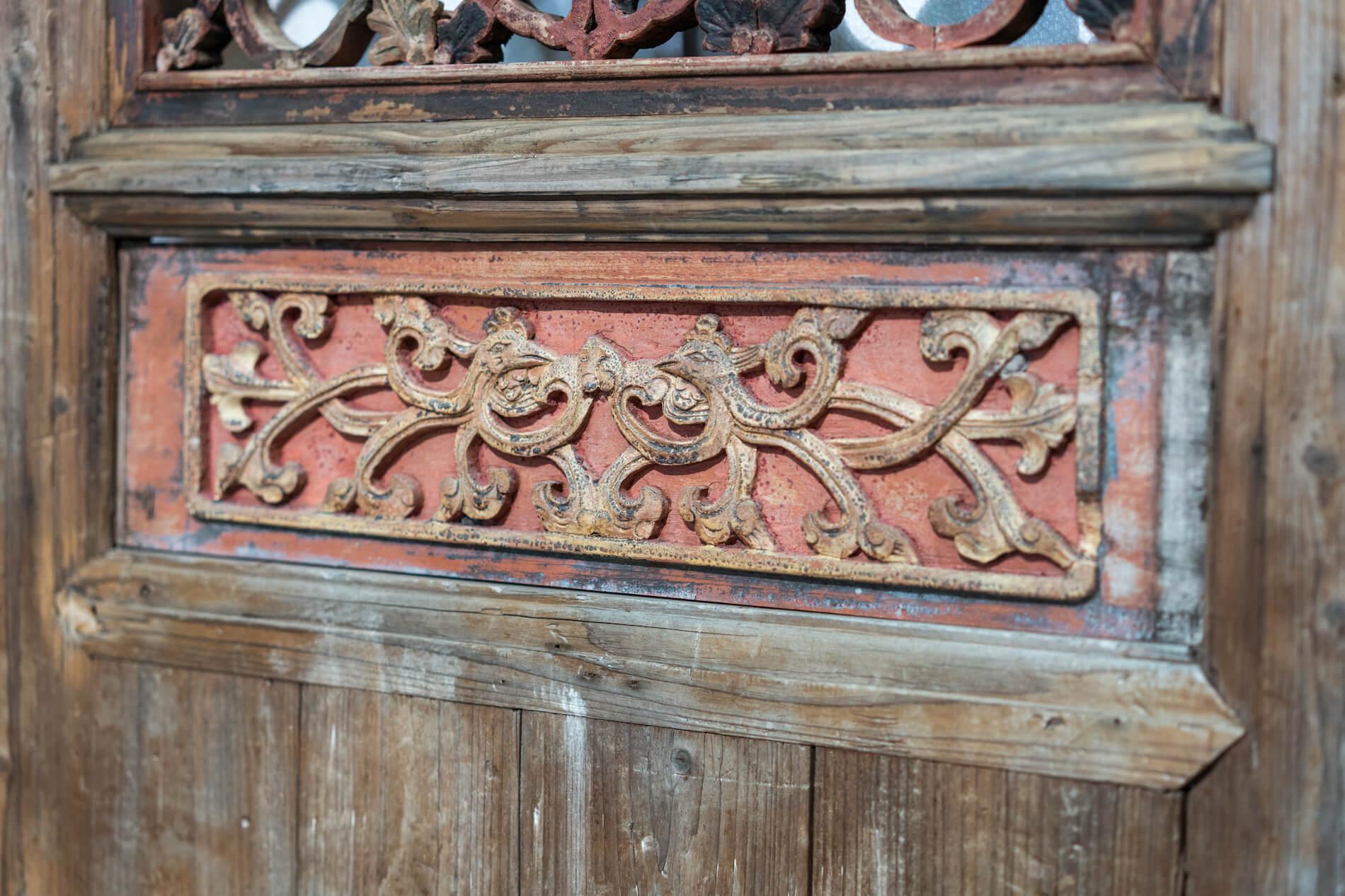 Late 19th Century Door Panels with Latticework and Carvings In Fair Condition For Sale In Singapore, SG