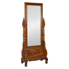 Miroir de cheval en bois dur colonial hollandais de la fin du 19e siècle avec détails sculptés
