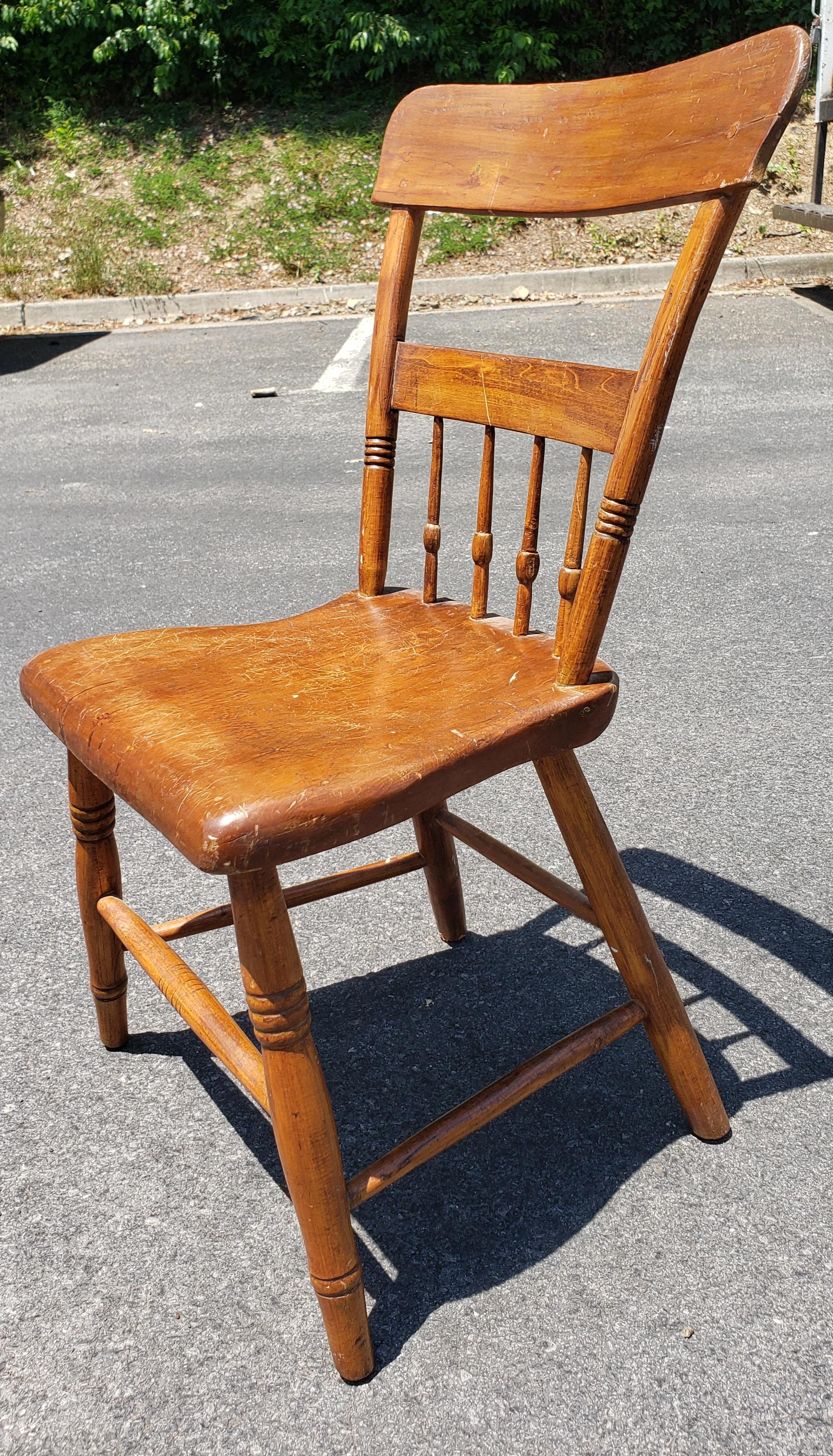 Spätes 19. Jahrhundert Frühes Amerika  HandCrafted Maple Plank Chair (amerikanisch) im Angebot