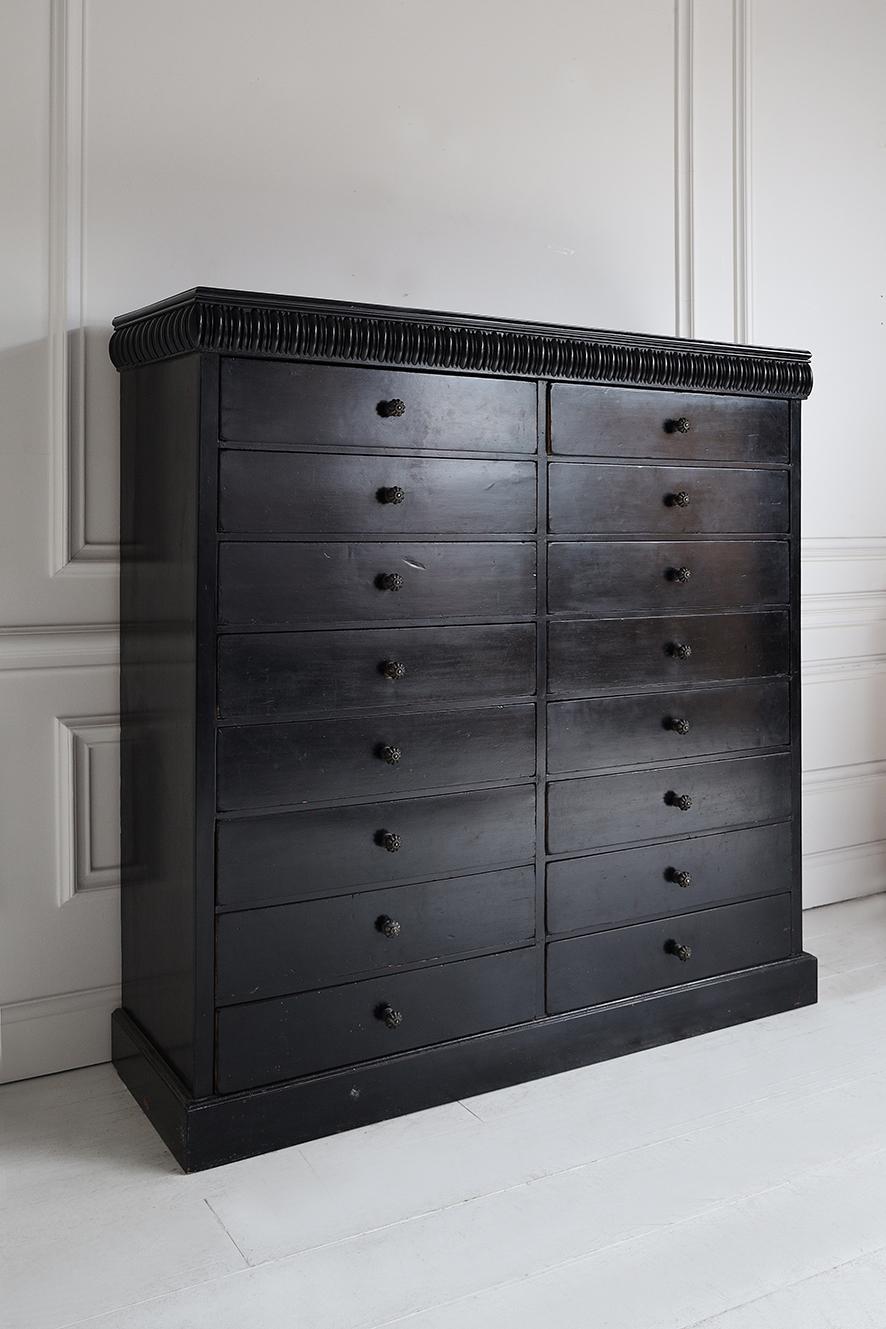 Late 19th Century Ebonised Chest of Drawers In Good Condition For Sale In London, GB