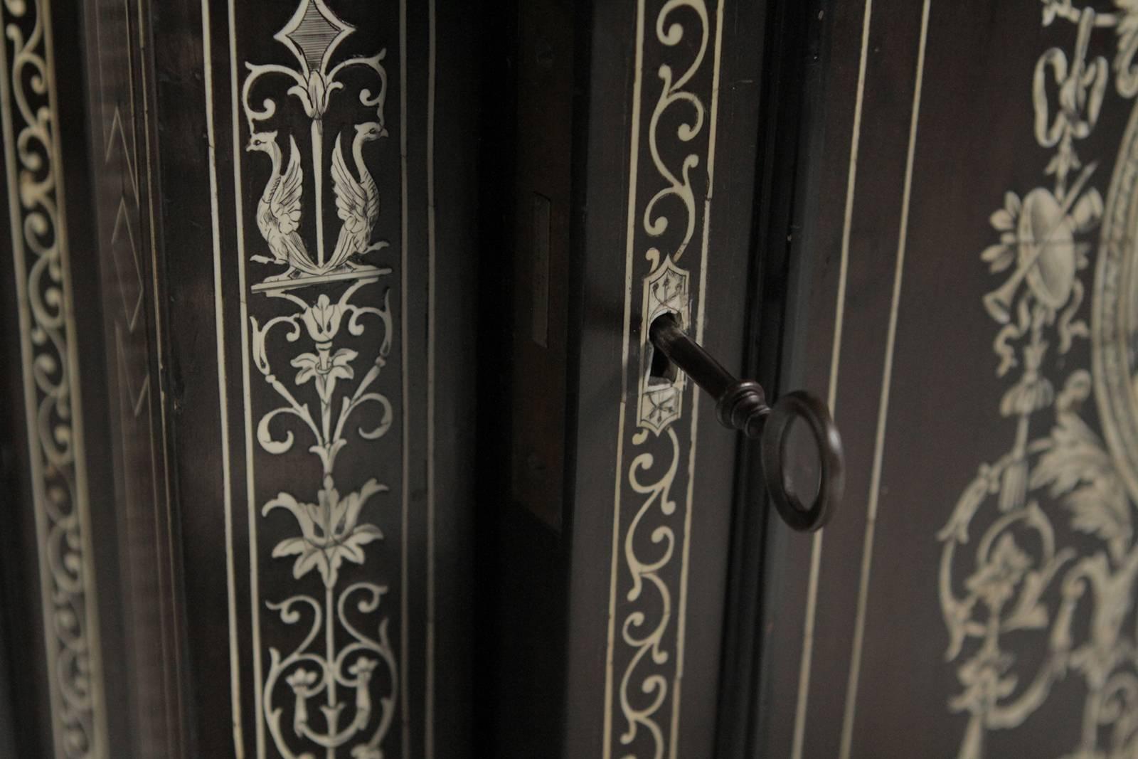 Late 19th Century Ebonized Mirrored and Inlaid Cabinet 6