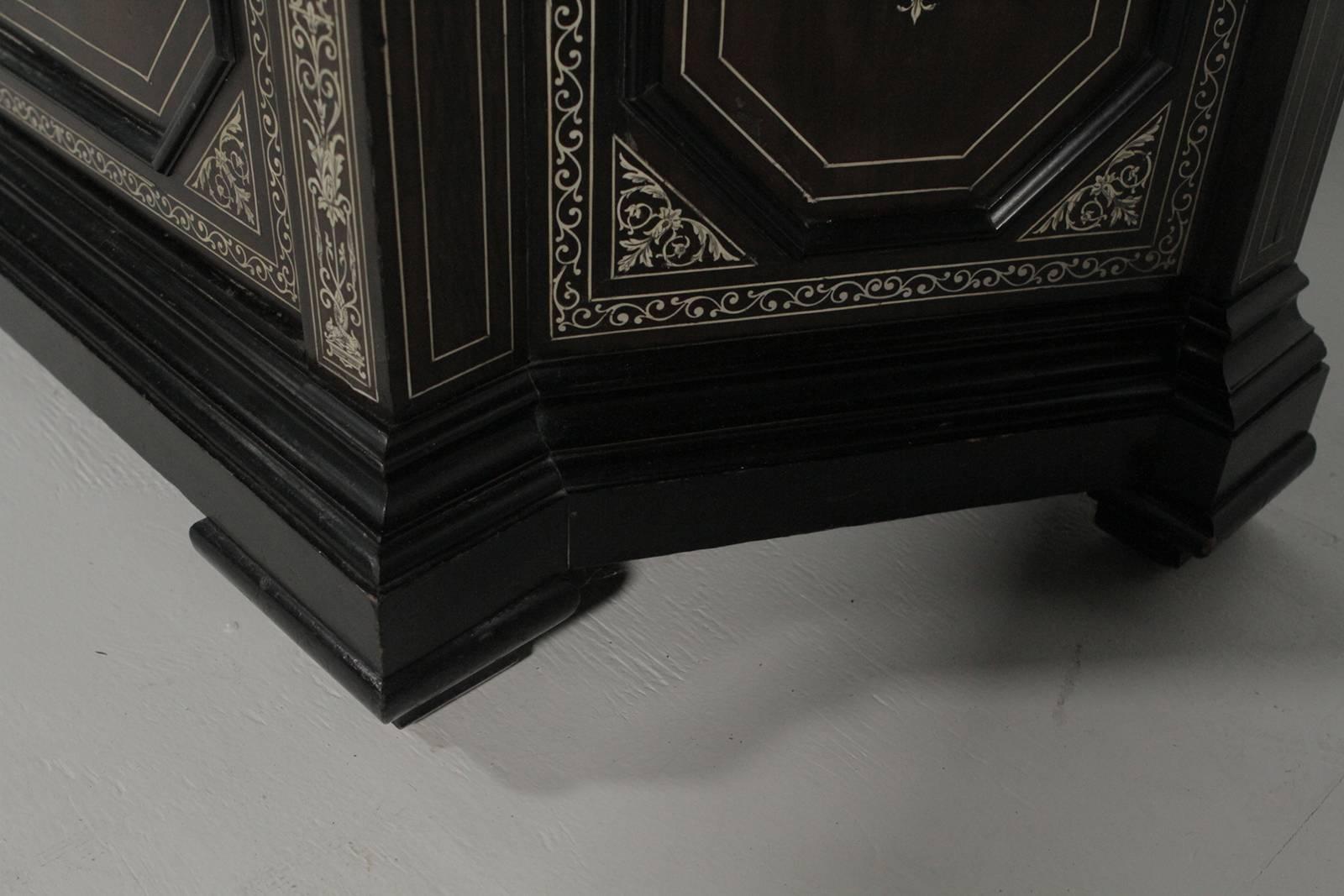 Late 19th Century Ebonized Mirrored and Inlaid Cabinet 2