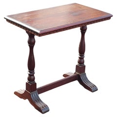 Edwardianischer Mahagoni- Trestle-Beistelltisch aus dem späten 19. Jahrhundert