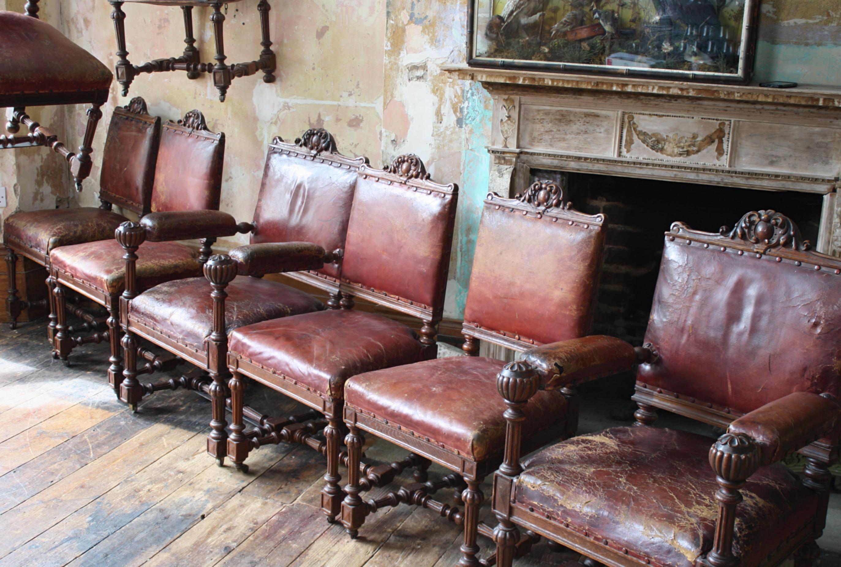 Late Victorian Late 19th Century Eight Victorian Scottish Red Leather & Oak Dining Chairs  For Sale