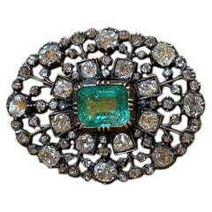 Late 19th Century Emerald and Diamond Cluster Brooch in Gold
