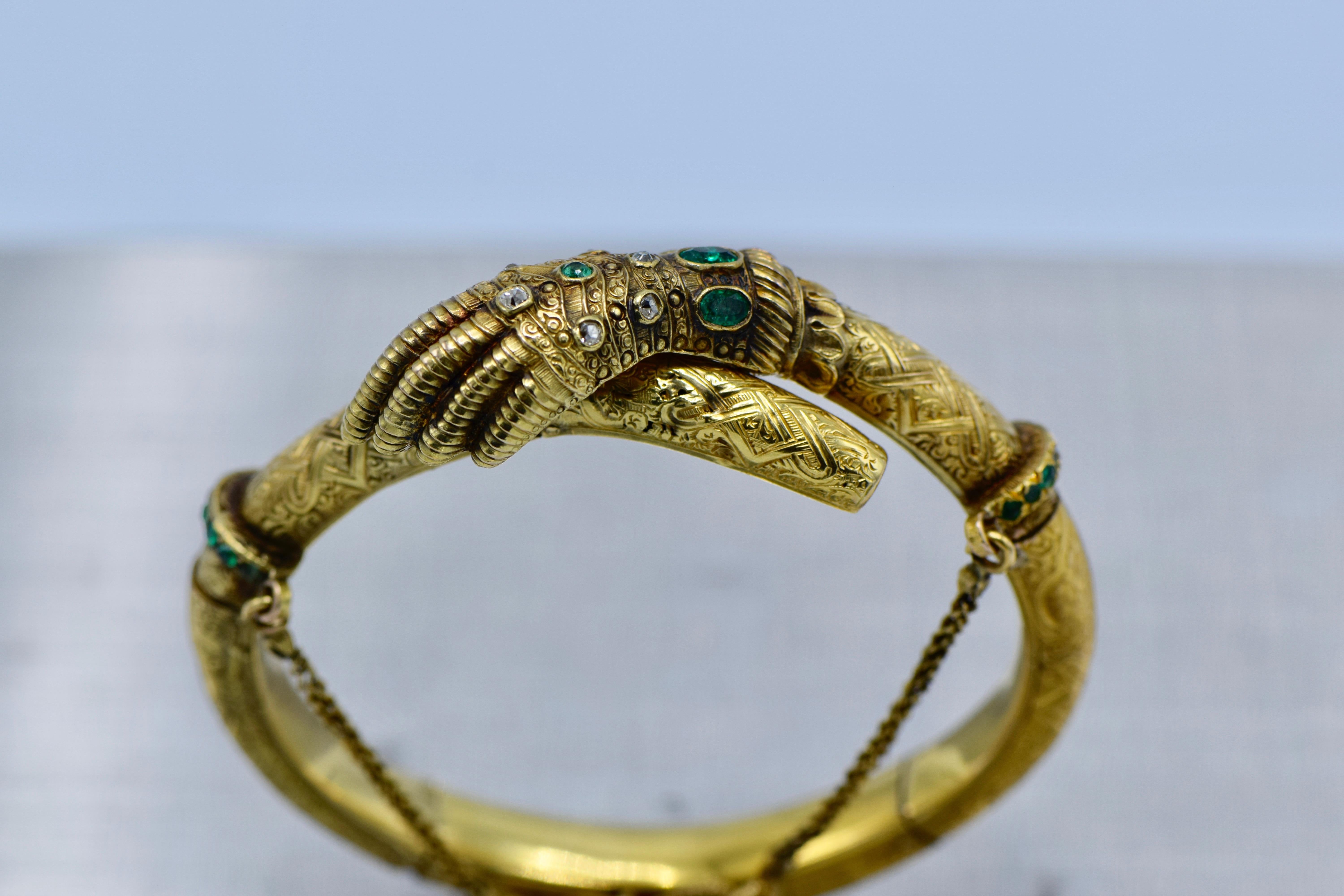 Late 19th Century Emerald, Diamond, and Gold Hand Bangle In Excellent Condition In New York, NY