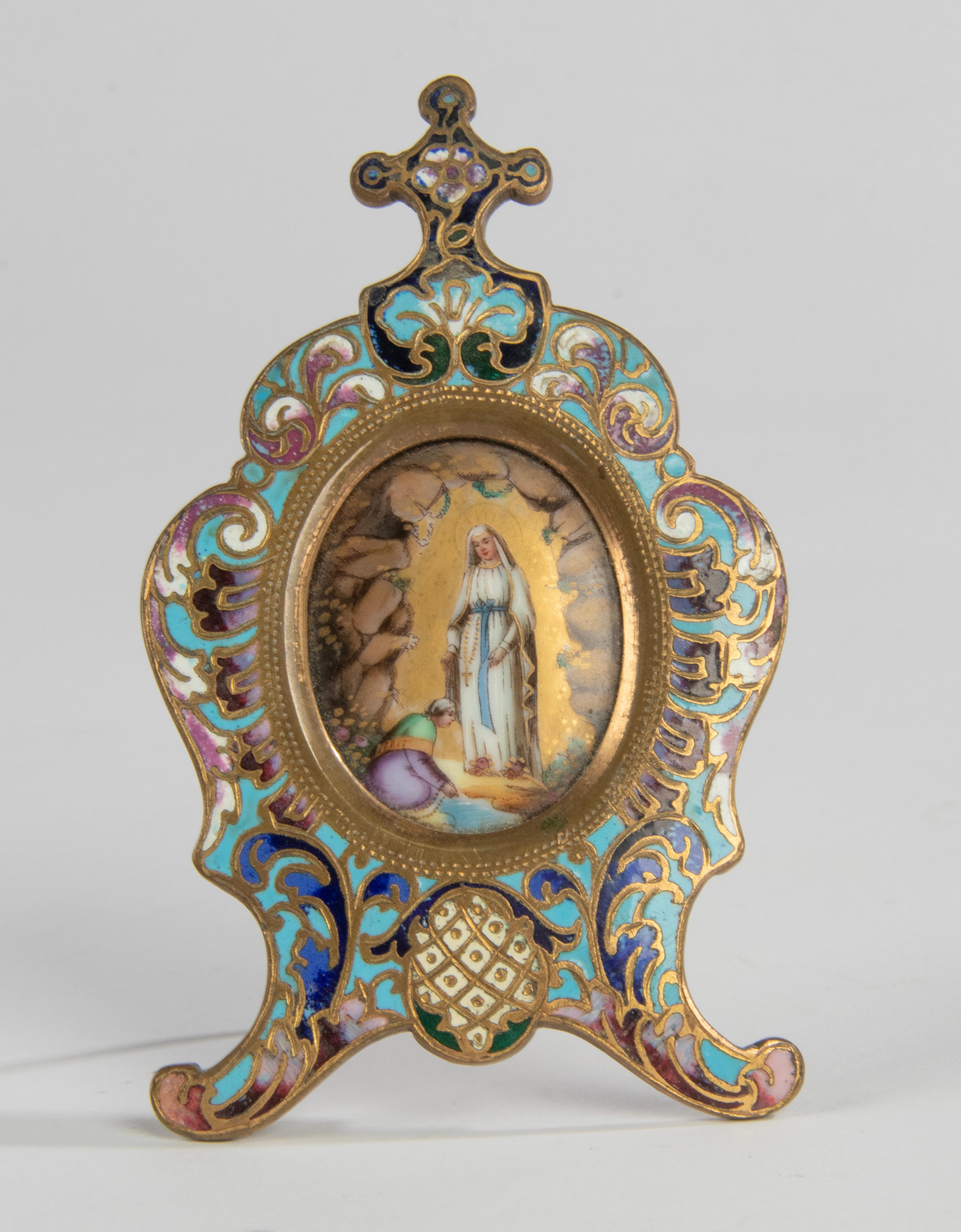Late 19th Century Enamal Cloissoné Maria with Jesus Plaque Stand For Sale 4