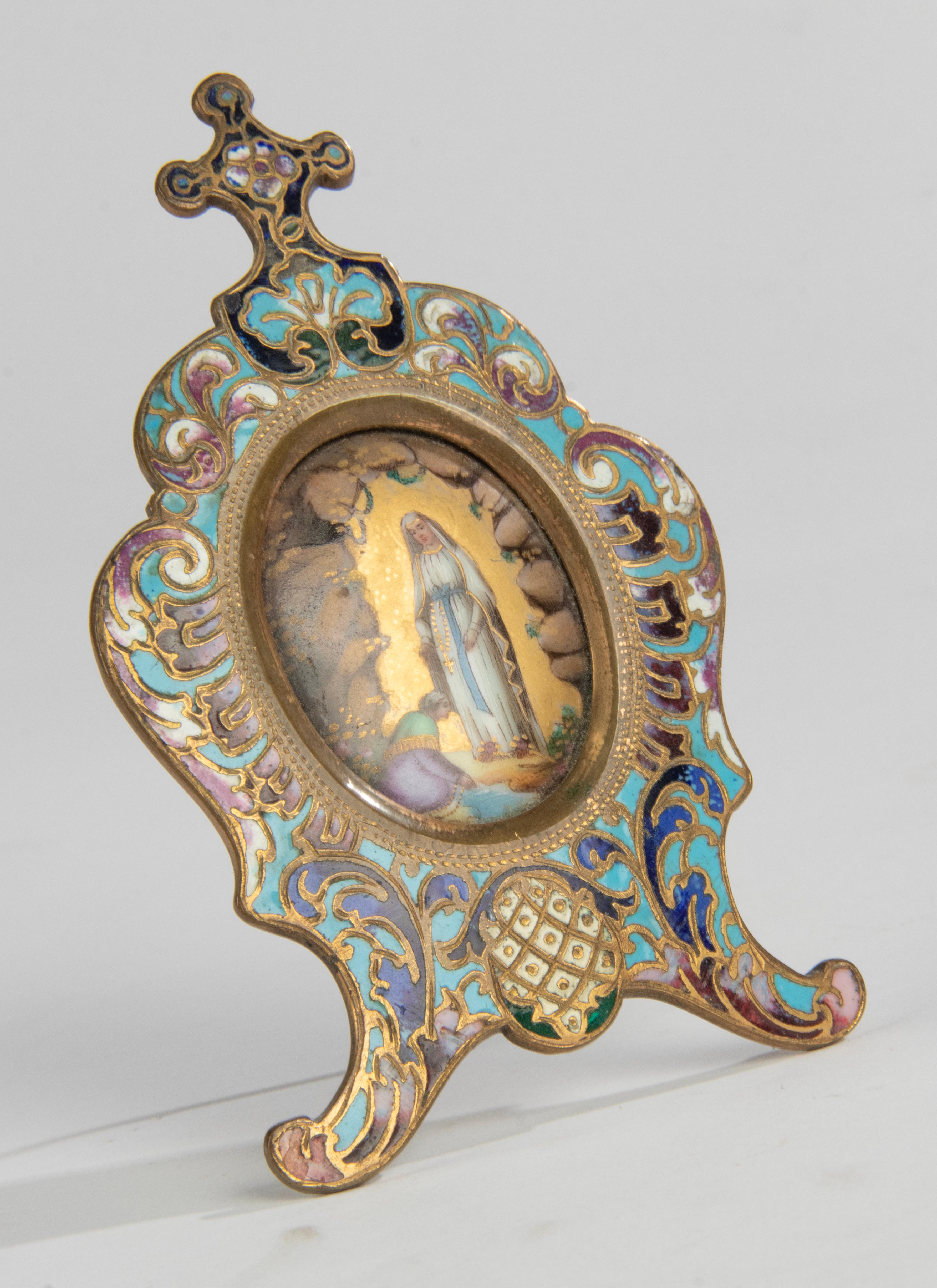 Late 19th Century Enamal Cloissoné Maria with Jesus Plaque Stand For Sale 7