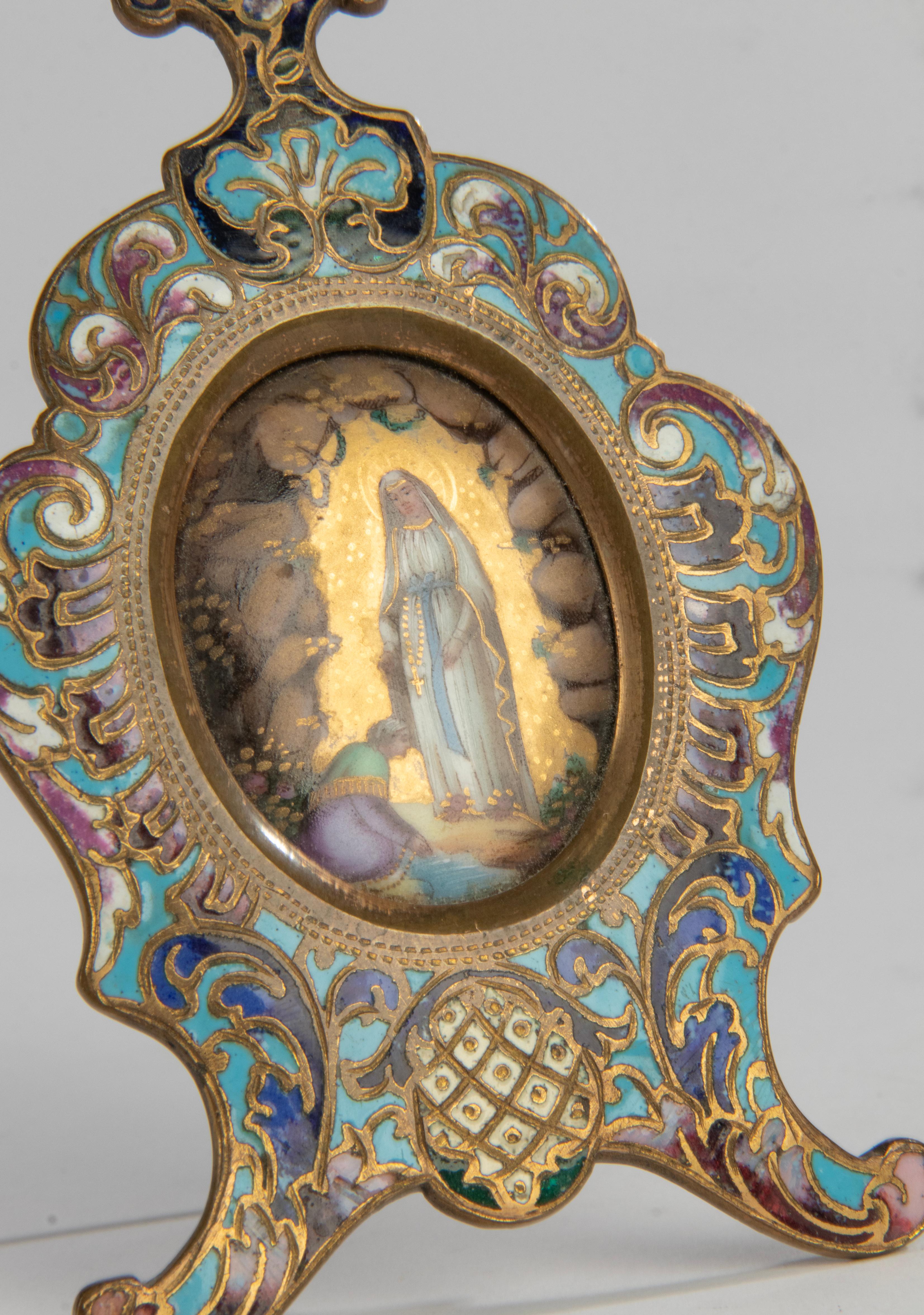 Late 19th Century Enamal Cloissoné Maria with Jesus Plaque Stand For Sale 1