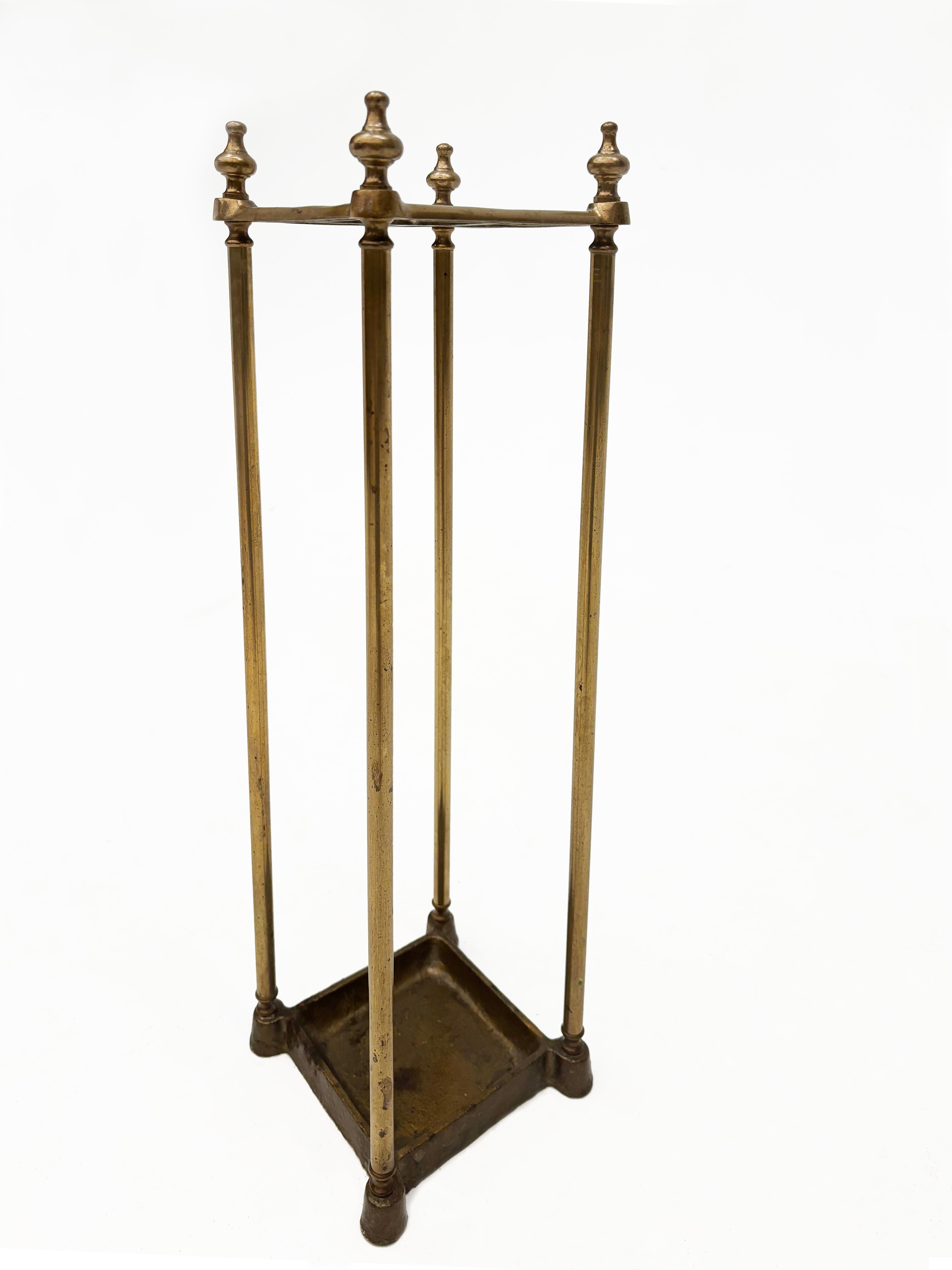 Late 19th Century English Brass Umbrella Stand 3