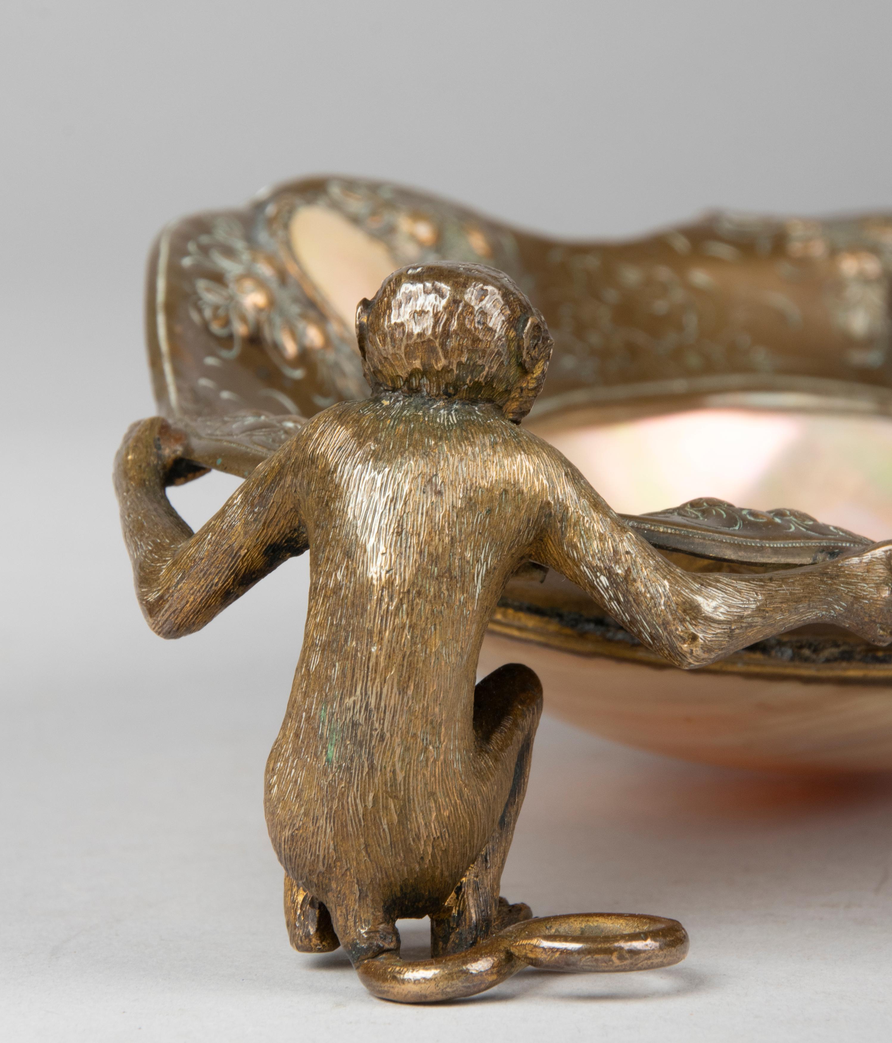 Late 19th Century English Bronze Vide Poche with Monkeys For Sale 6