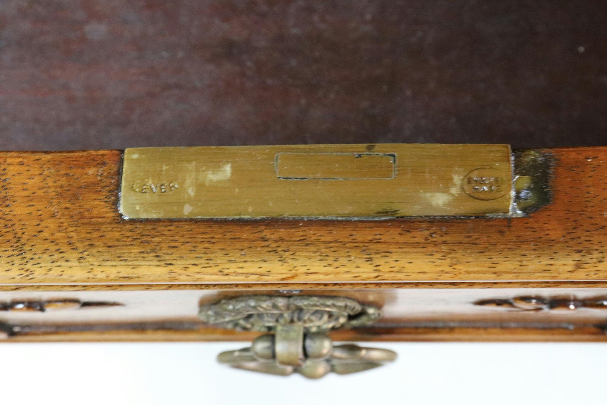 Late 19th Century English Chippendale Style Mahogany Partners Desk For Sale 7