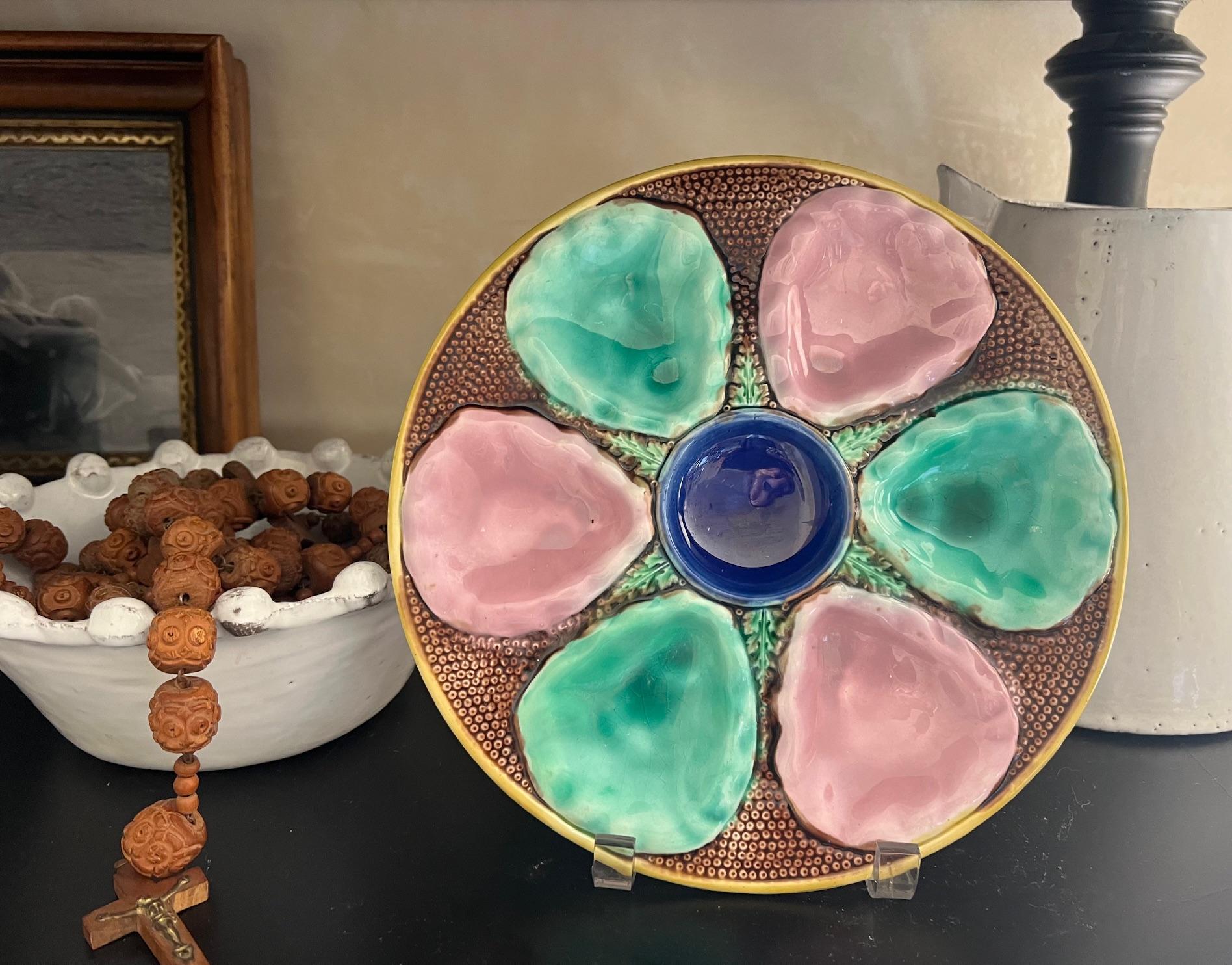 Victorian Late 19th Century English Colorful Majolica Oyster Plate For Sale