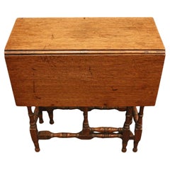 Late 19th Century English Country Oak Sutherland Table