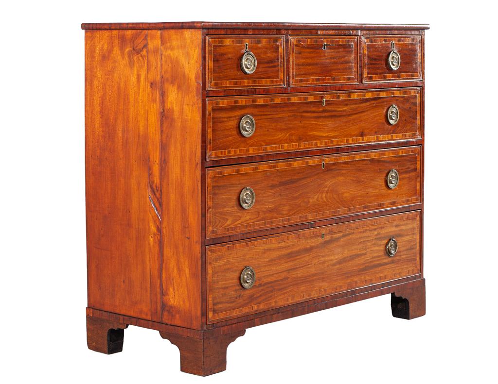 Inglese Late 19th Century English Georgian Style Mahogany Chest of Drawers in vendita