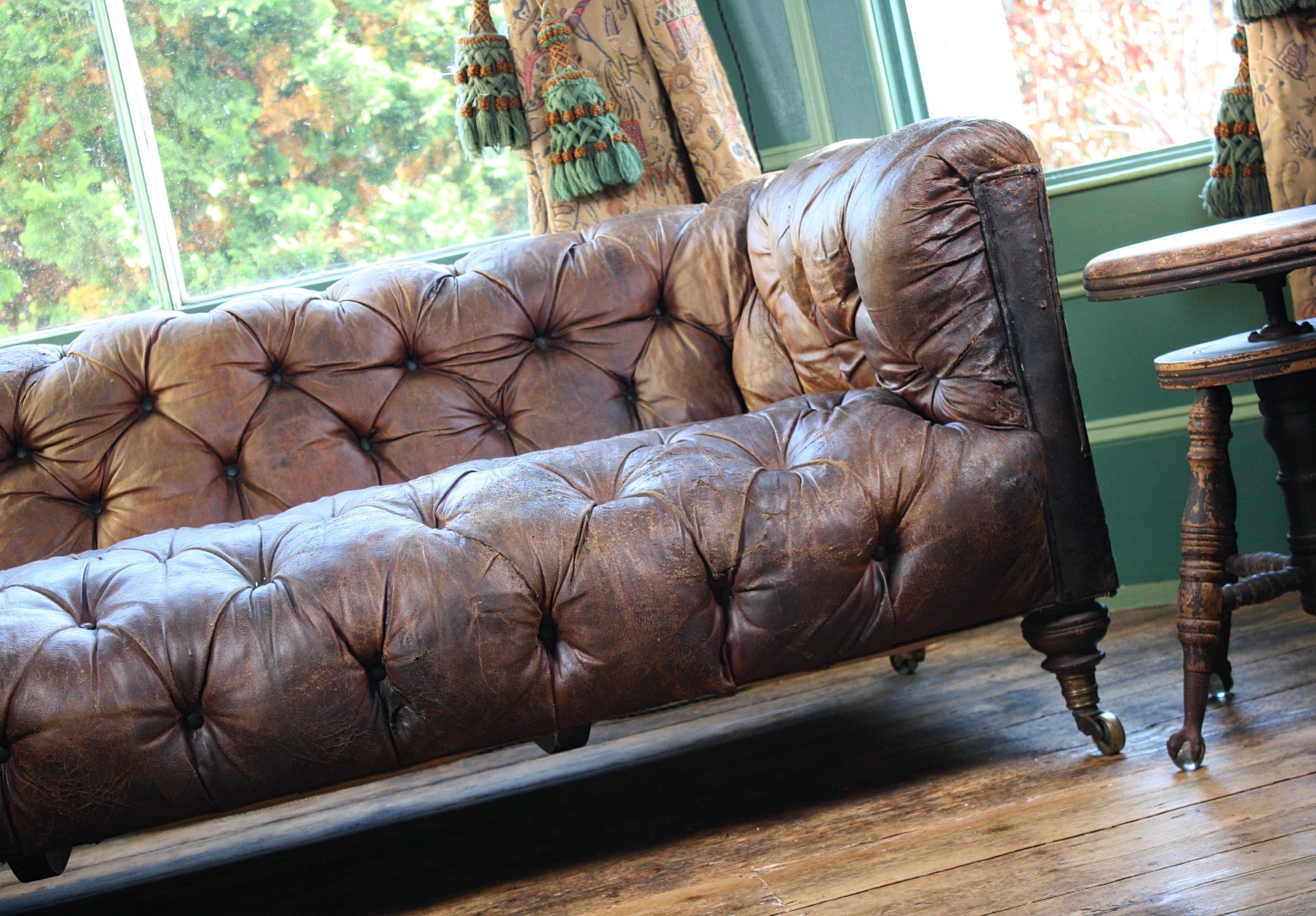 Late 19th Century English Howard and Sons Brown Leather Chesterfield Sofa, 1880  7