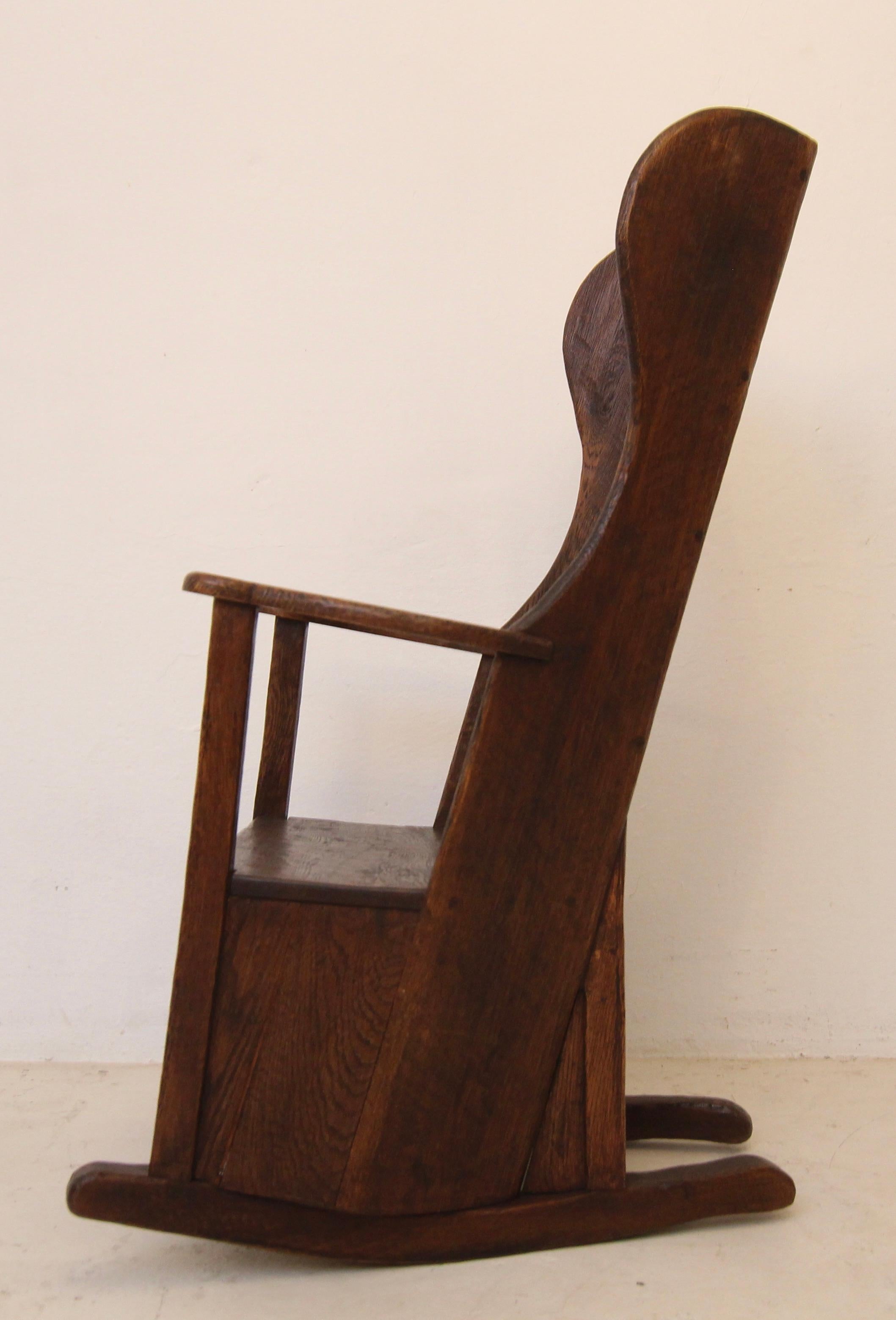 Late 19th Century English Lambing Chair For Sale 11
