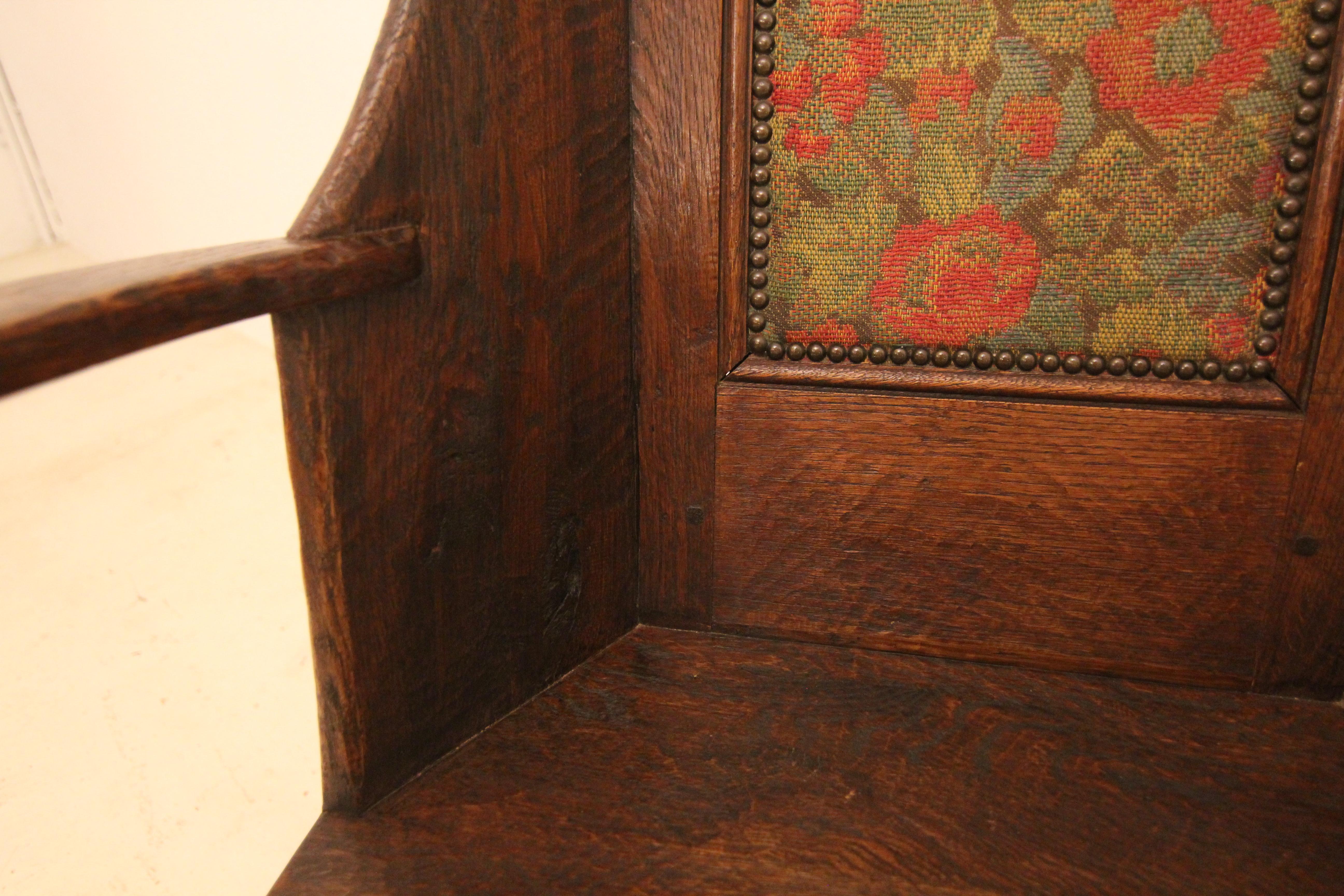 Late 19th Century English Lambing Chair For Sale 1