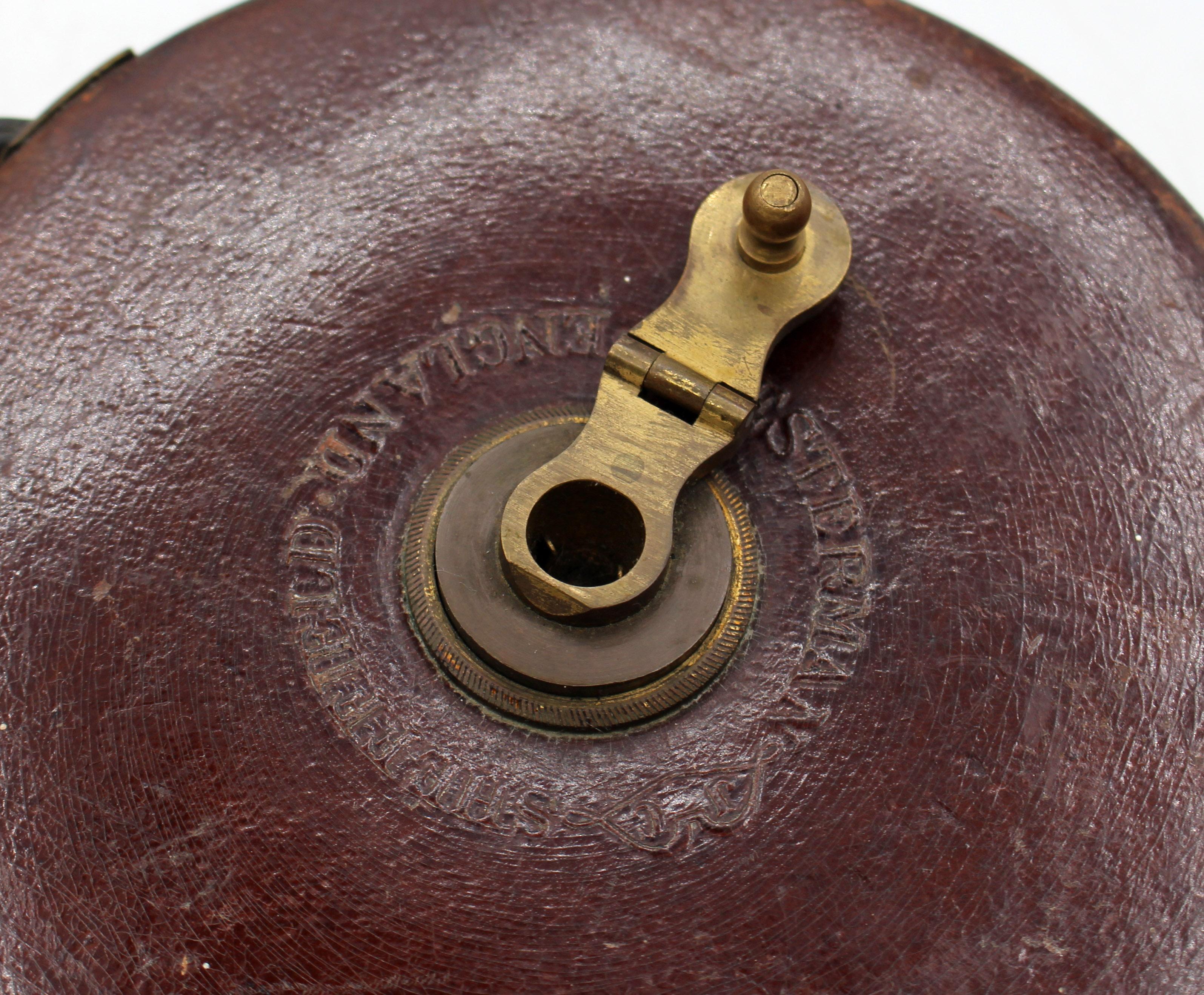 Late 19th Century English Lawn Tape by Chesterman, Sheffield im Zustand „Gut“ im Angebot in Chapel Hill, NC
