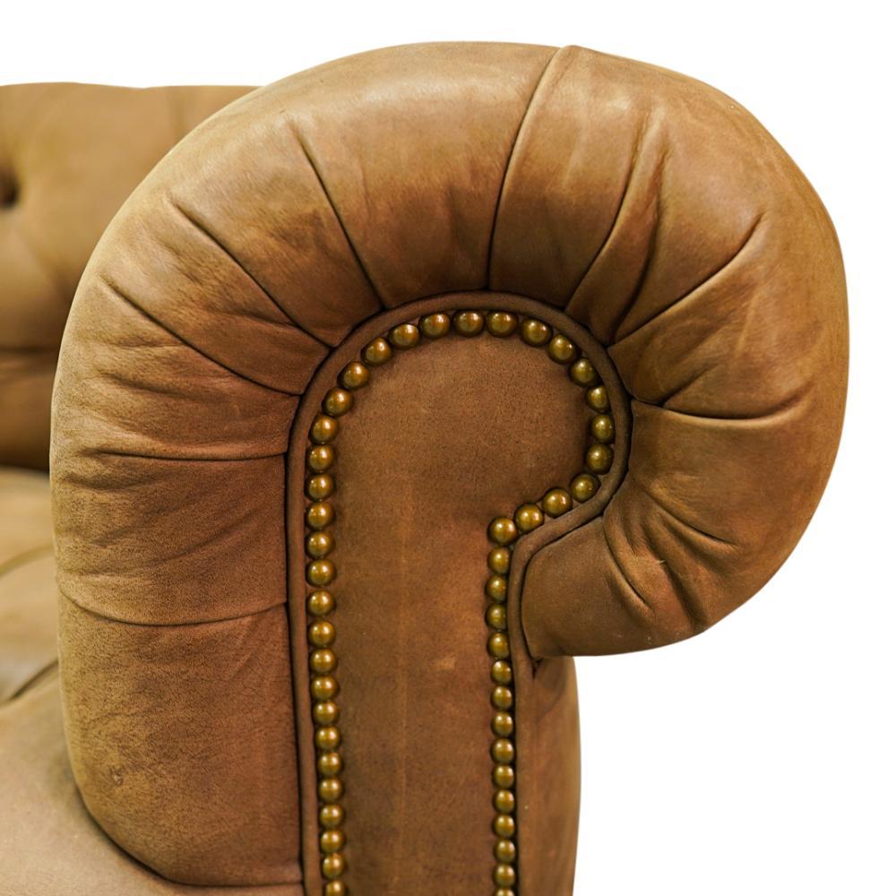 Late 19th Century English Leather Chesterfield For Sale 5