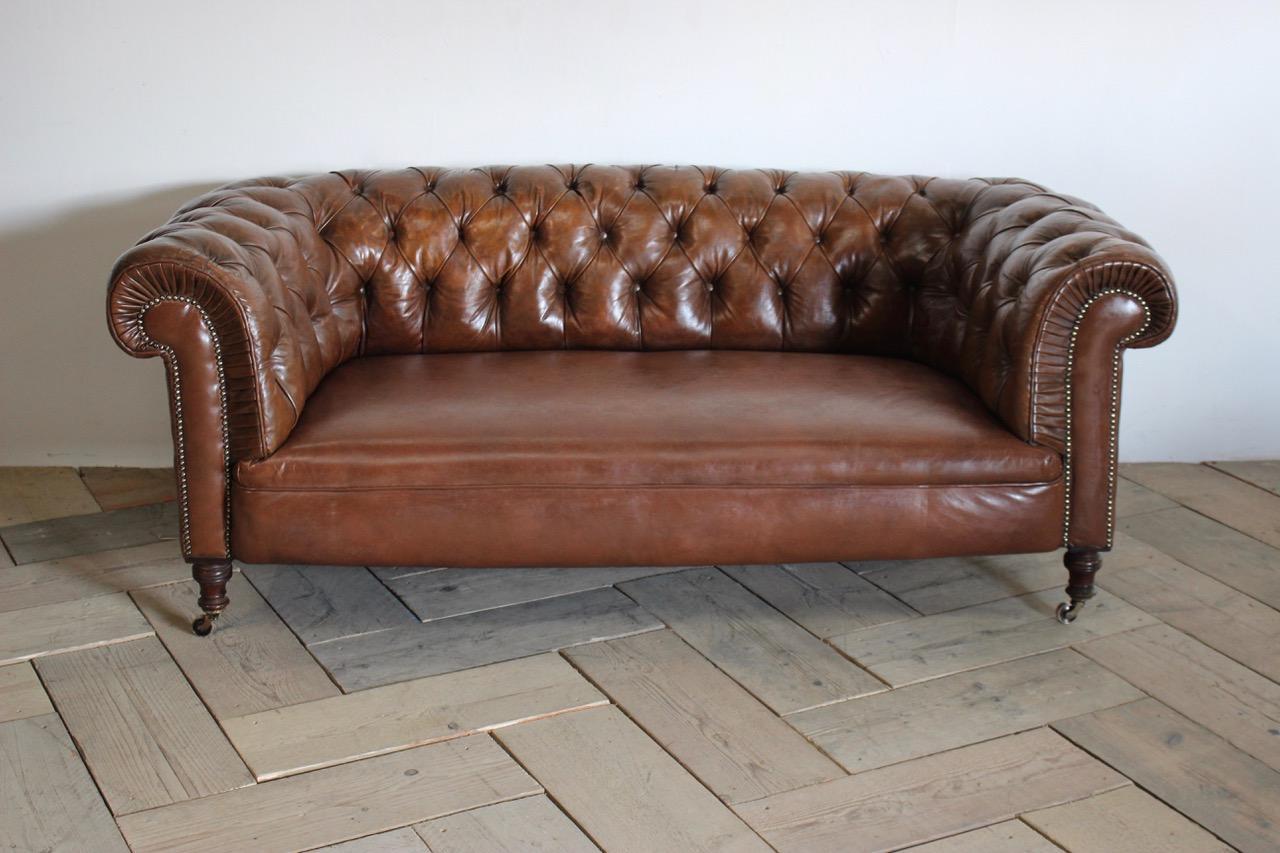 Late 19th Century English Leather Chesterfield 1