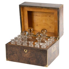 Armadietto per liquori inglese della fine del XIX secolo - "Cave à Liqueur" - Noce burlato