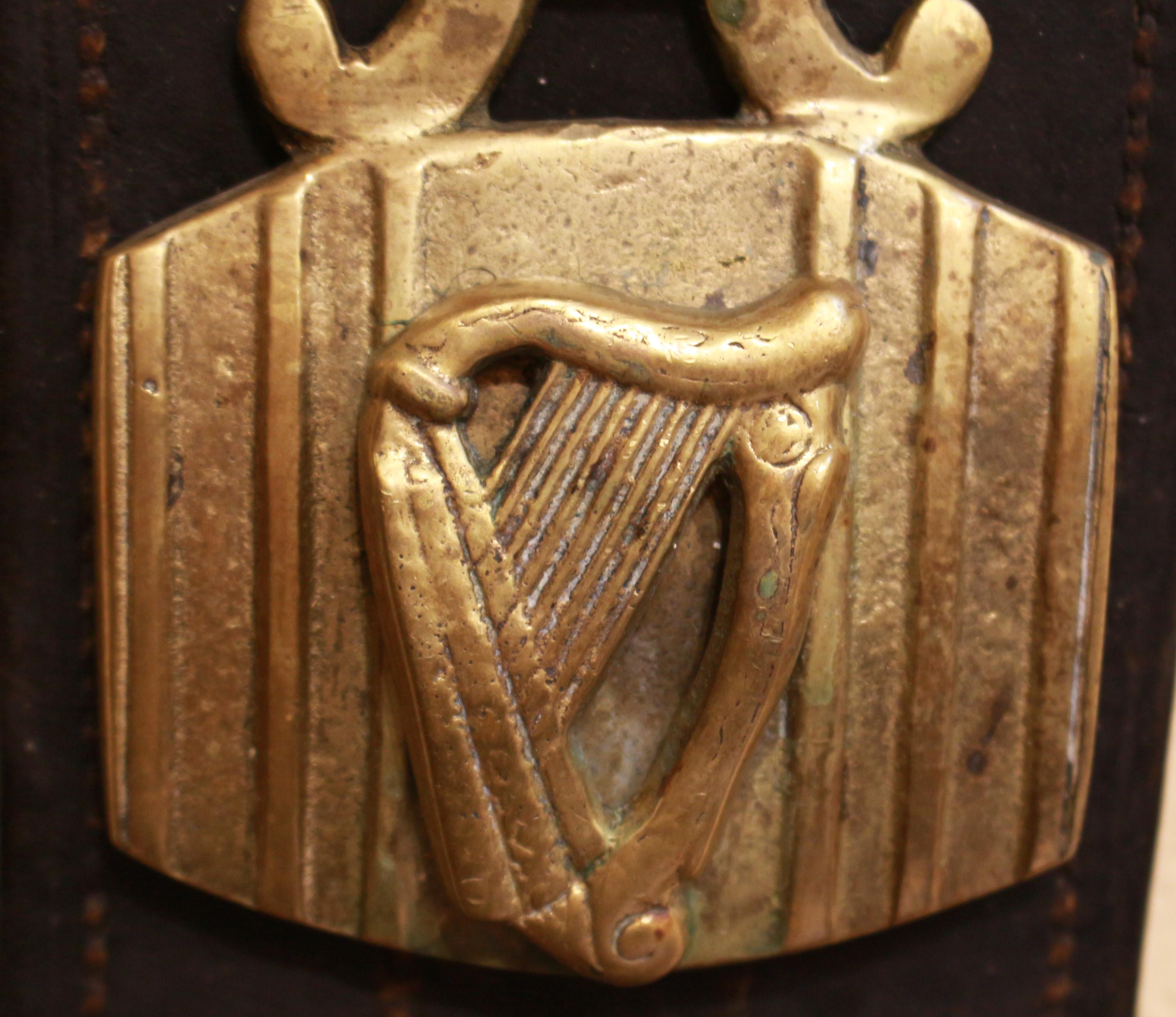 Late 19th Century English Long Leather Horse Strap For Sale 2