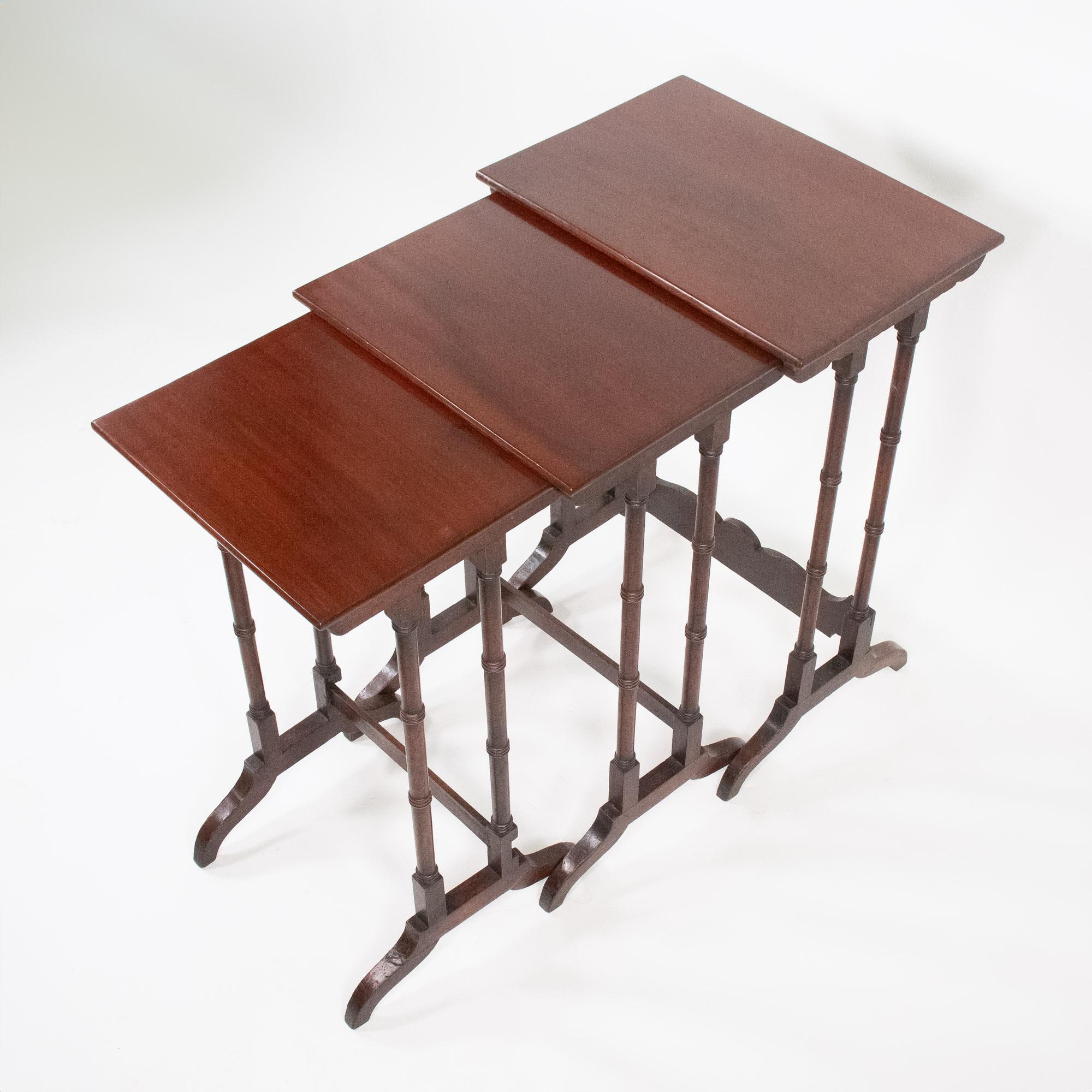 Late 19th Century English Mahogany Nest of Tables For Sale 6