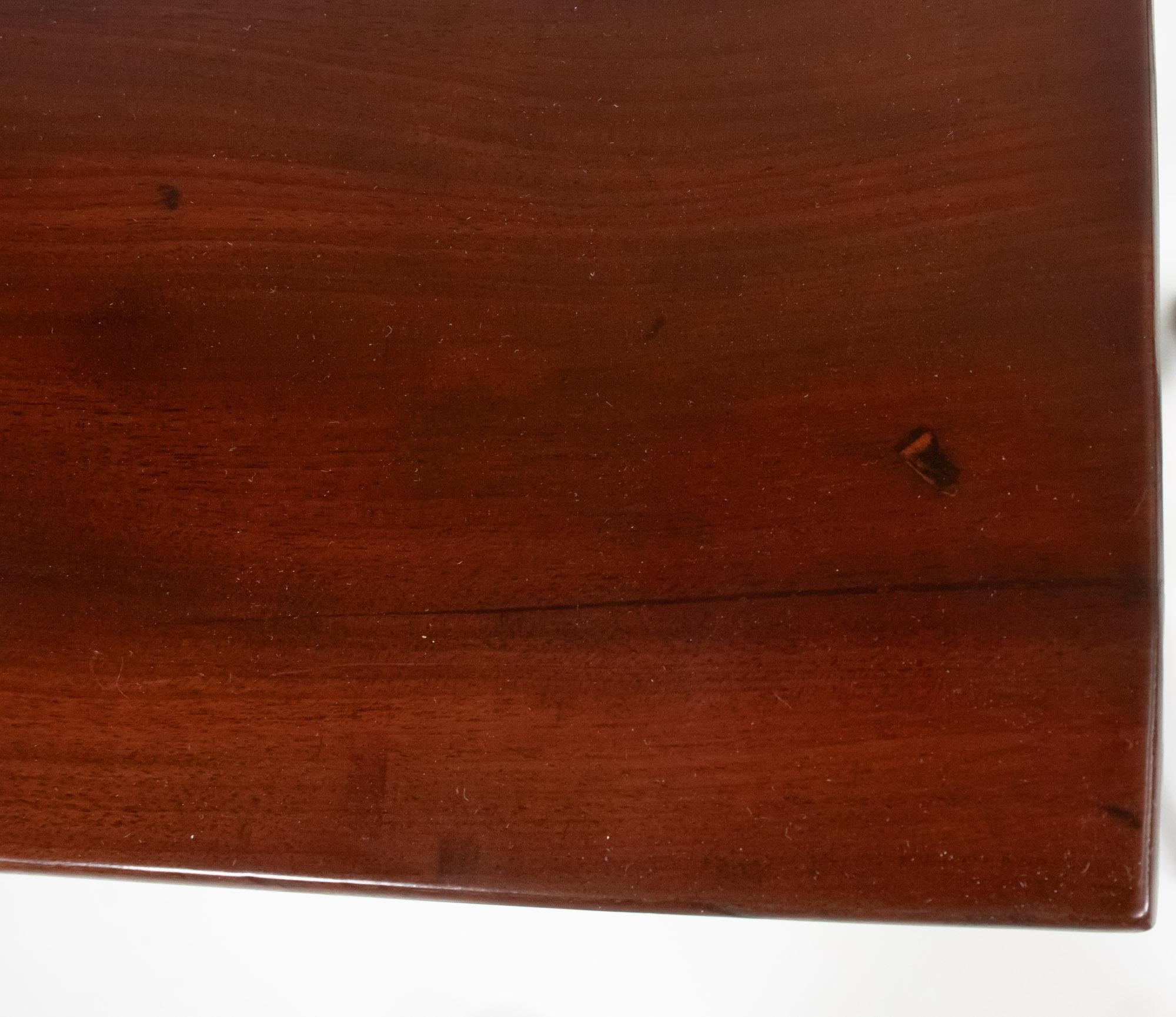 Late 19th Century English Mahogany Nest of Tables For Sale 12