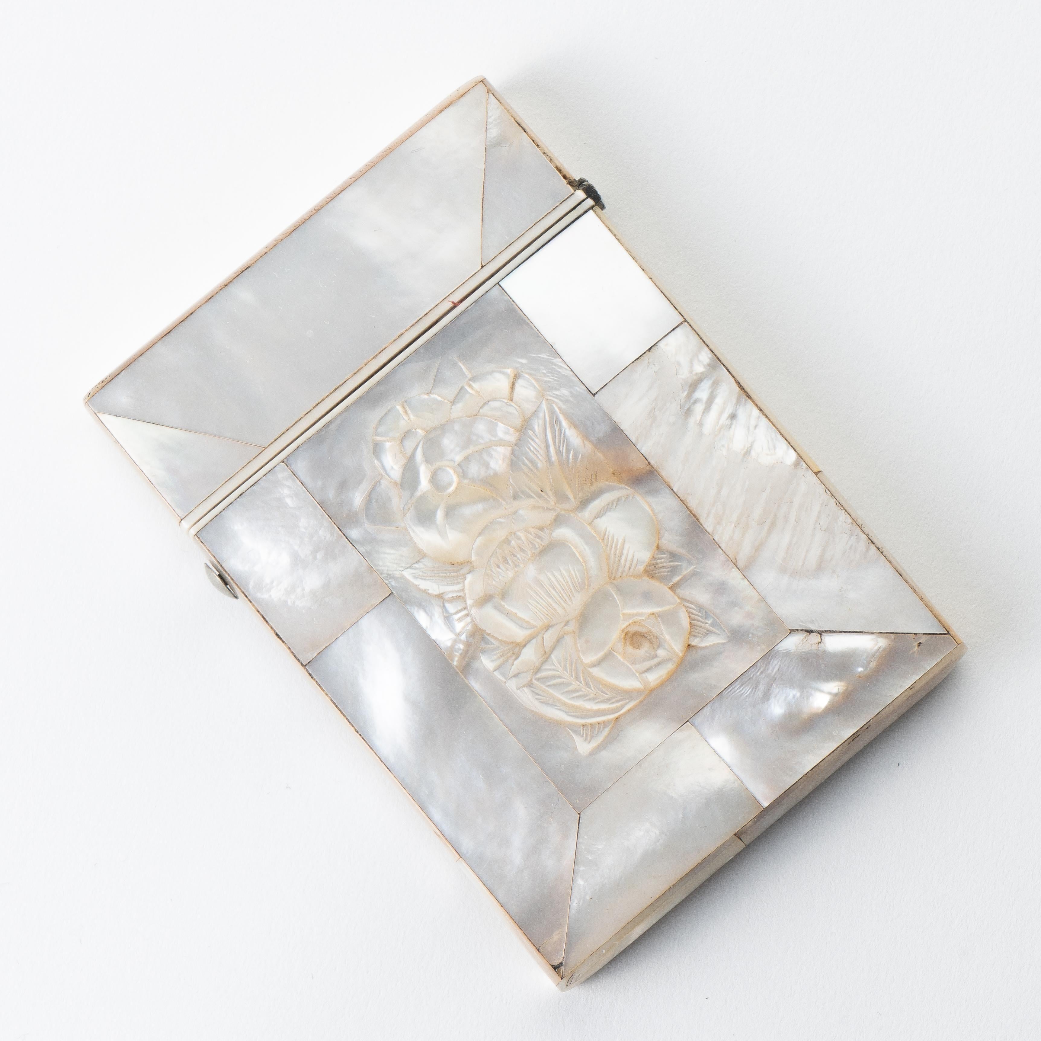Mother-of-Pearl Late 19th Century English Mother of Pearl Business Card Case For Sale