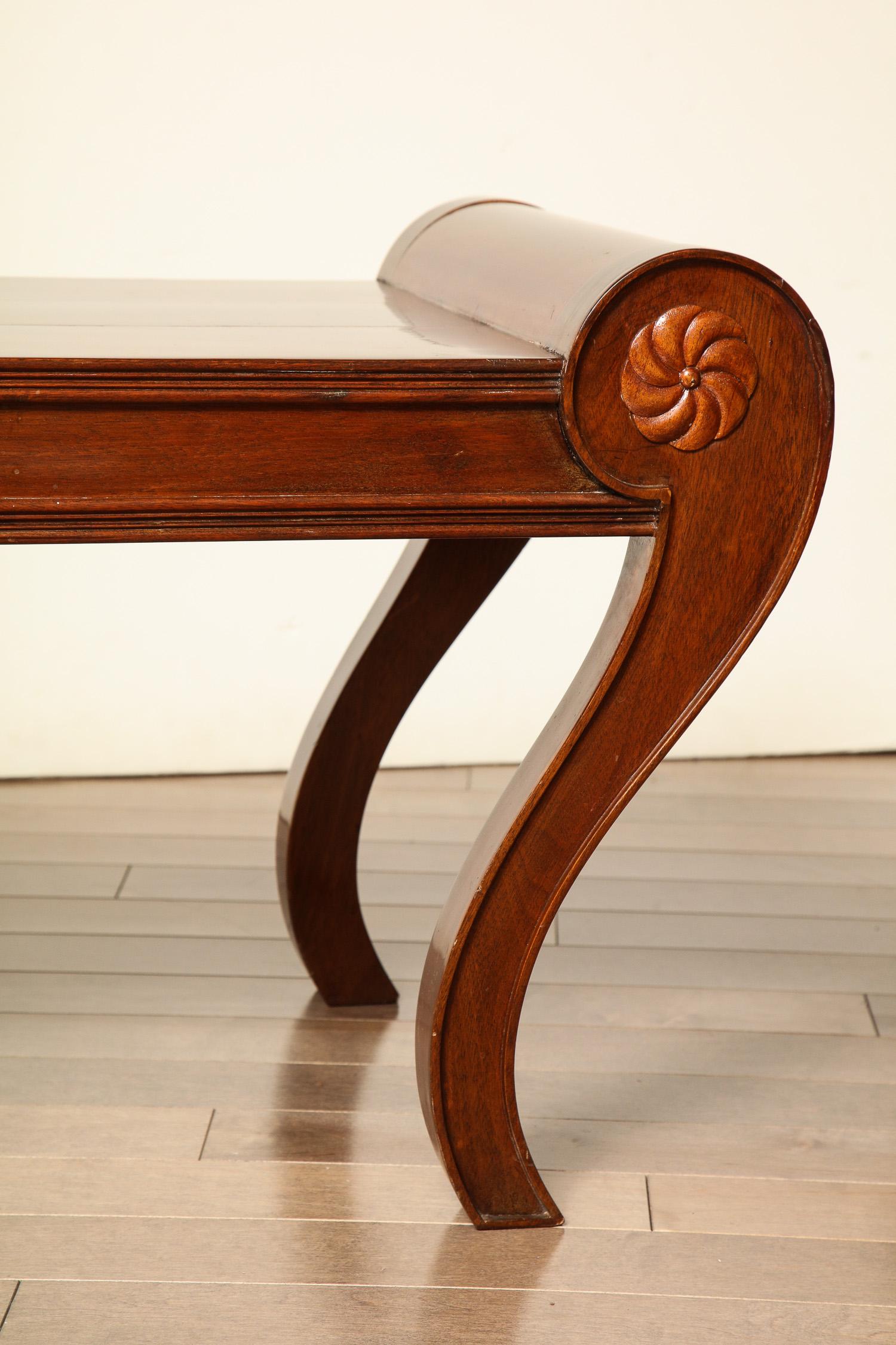 Late 19th Century English, Neoclassical Bench in the Regency Style In Good Condition In New York, NY