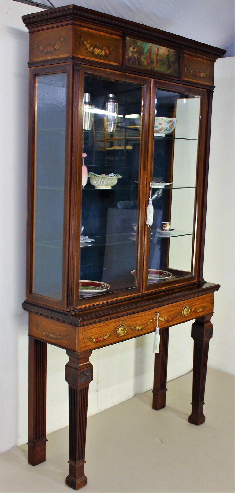 Late 19th Century English Neoclassical Display Cabinet For Sale at 1stDibs