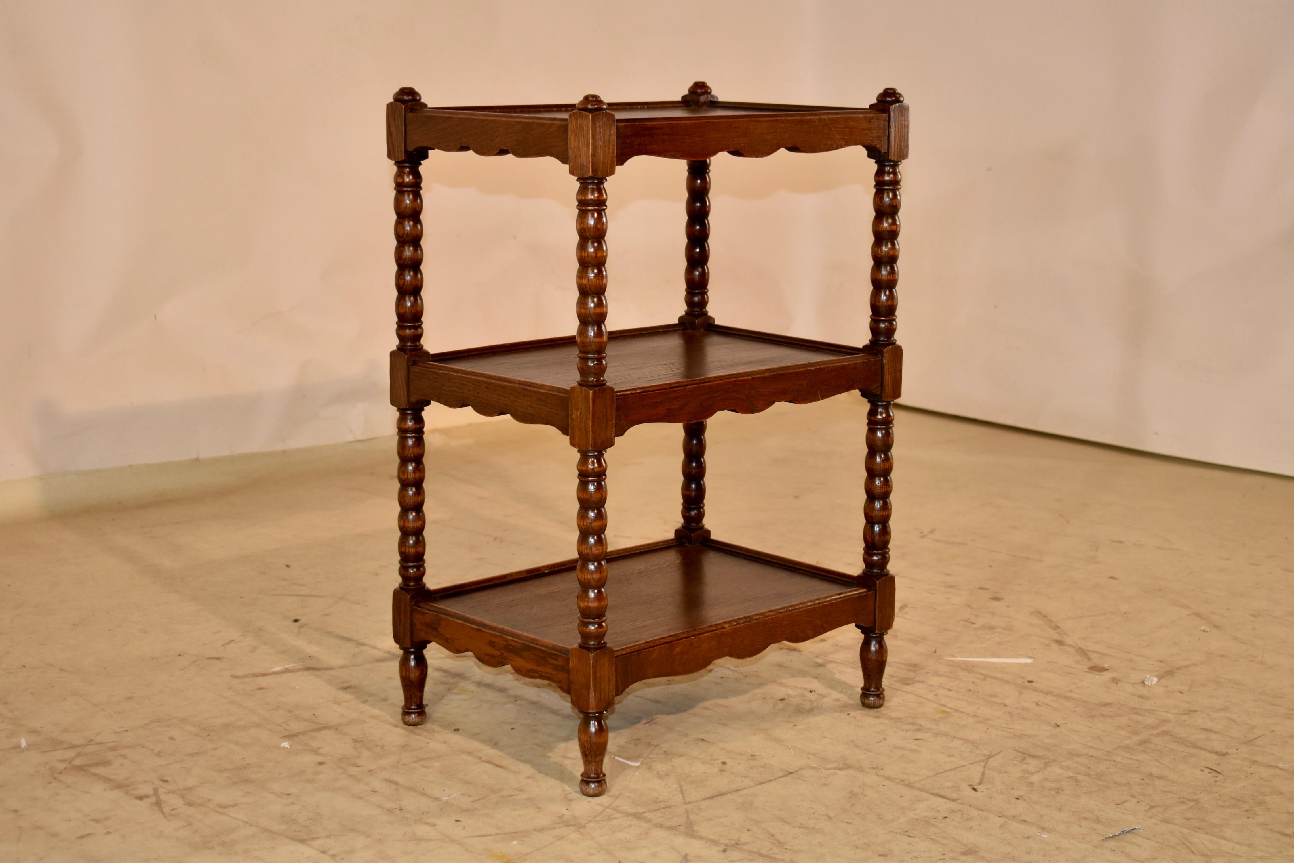 Turned Late 19th Century English Oak Drinks Cart