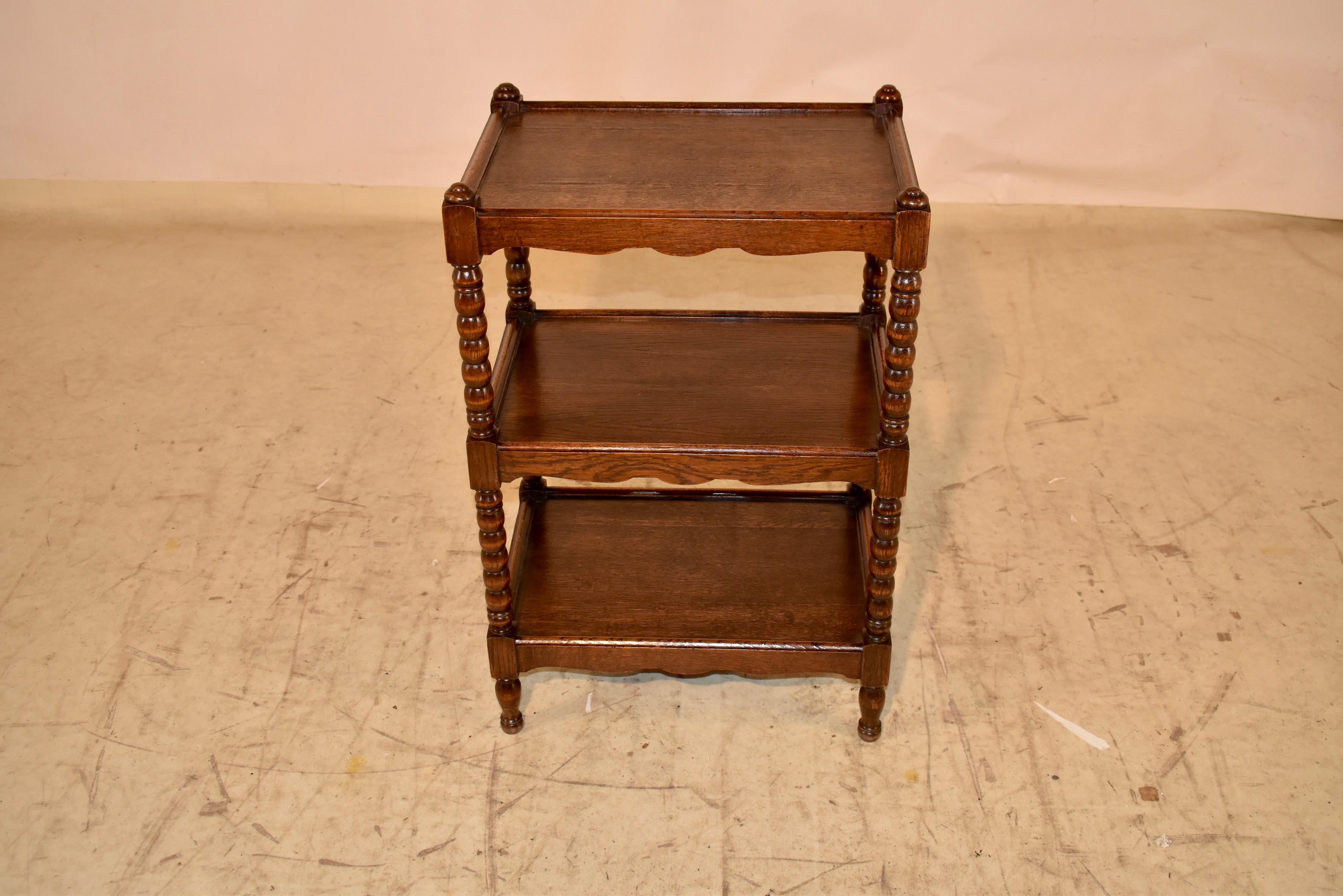 Late 19th Century English Oak Drinks Cart 3