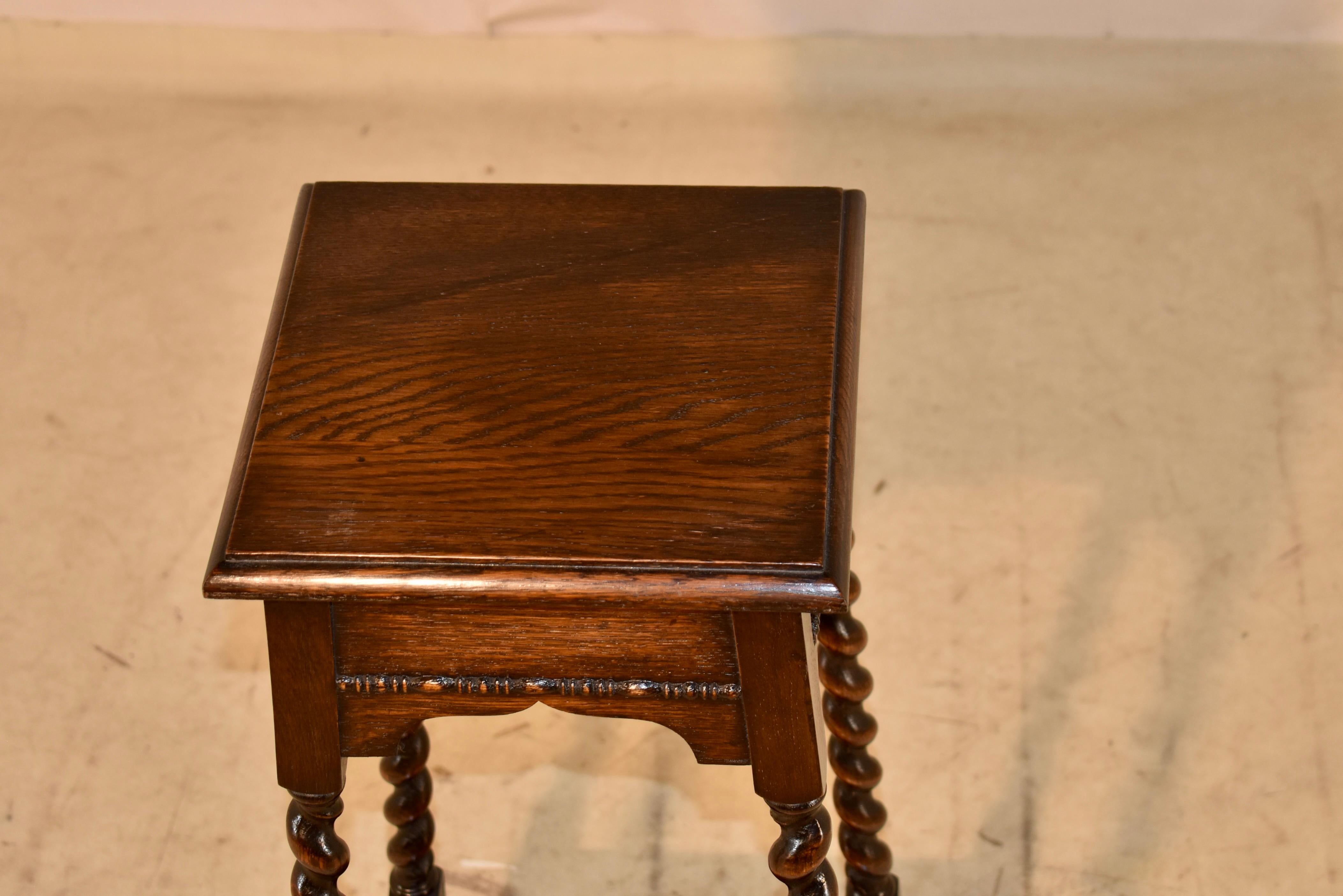 Late 19th Century English Oak Fern Stand 3