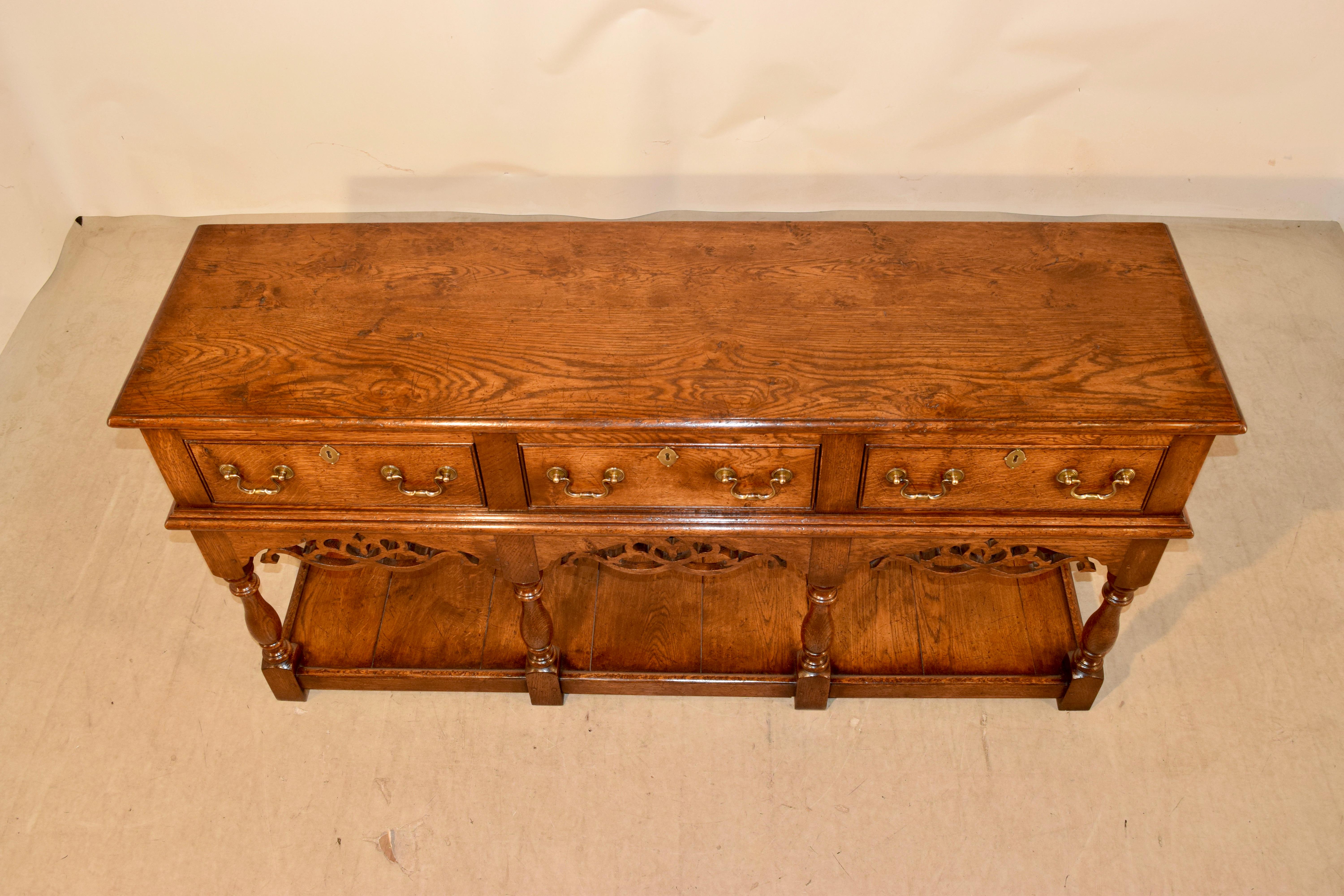 Late 19th Century English Oak Sideboard 2