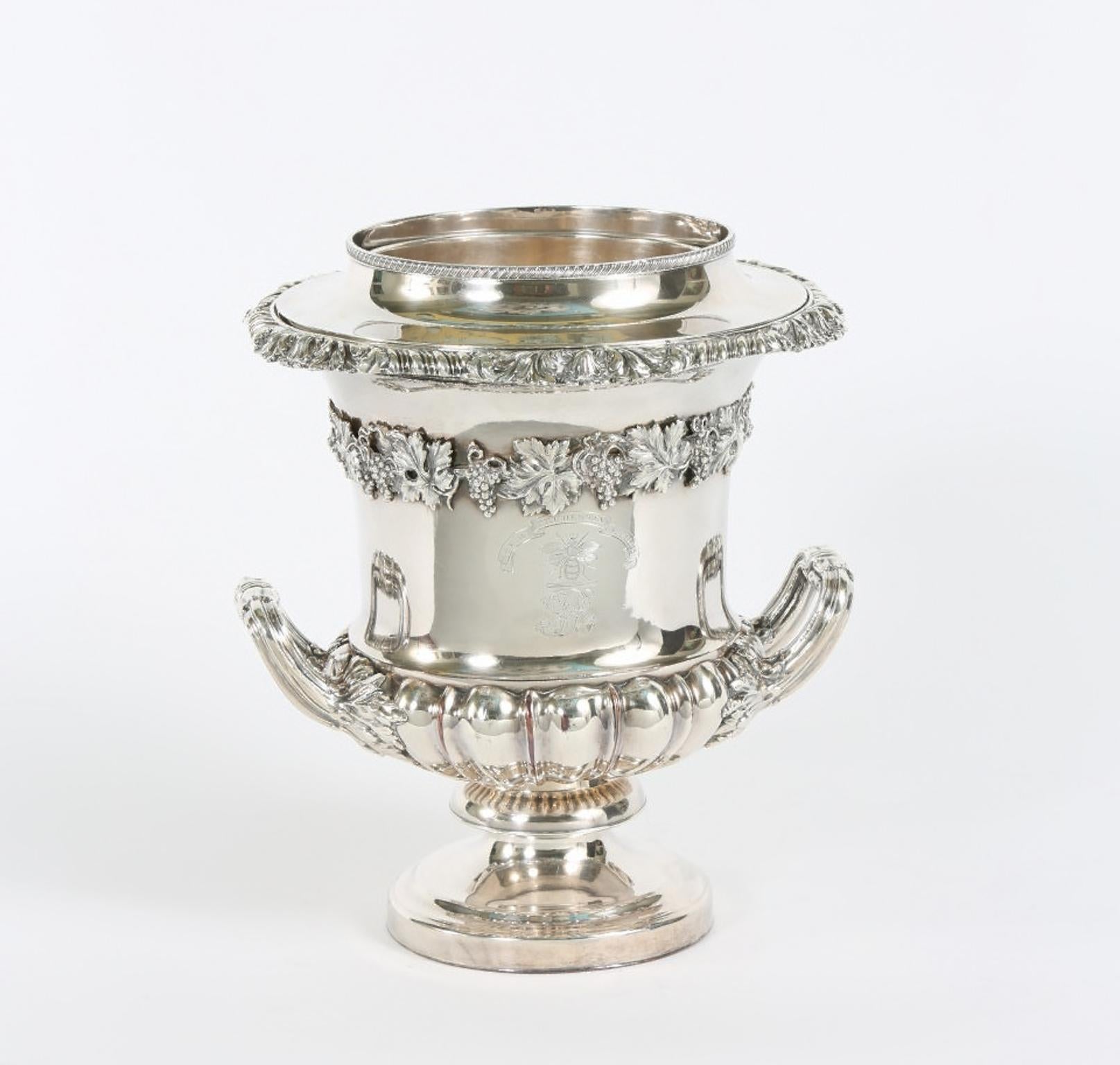 Late 19th Century English Plated Wine Cooler In Good Condition In Tarry Town, NY