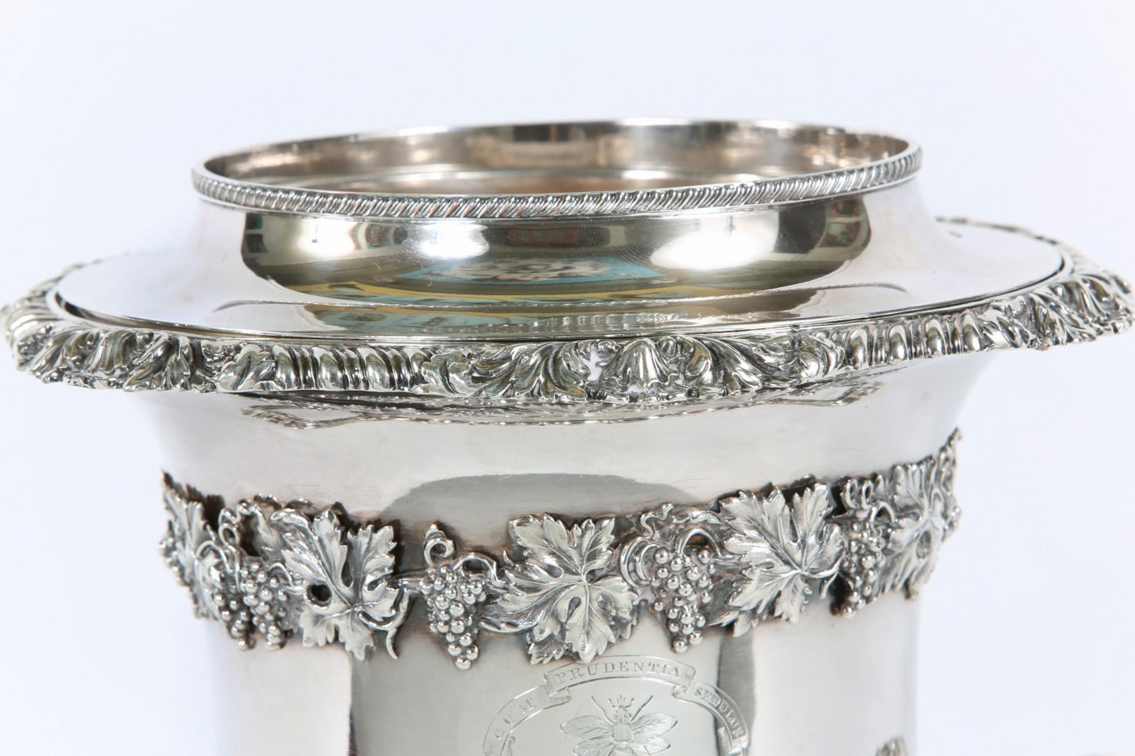 Mid-19th Century Late 19th Century English Plated Wine Cooler