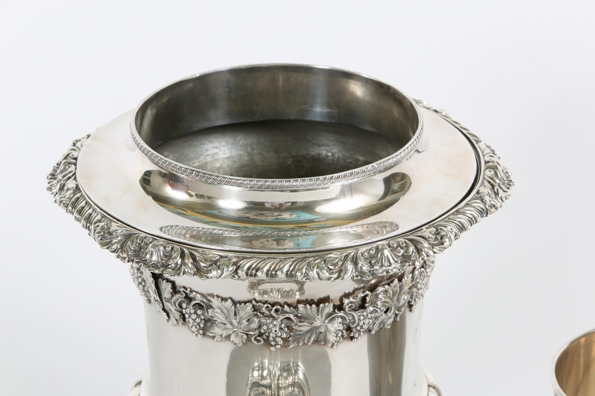 Late 19th Century English Plated Wine Cooler 4