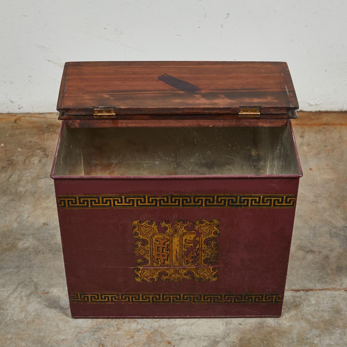 Englische Aufbewahrungsbox aus Zinn und Holz aus dem späten 19 im Angebot 1