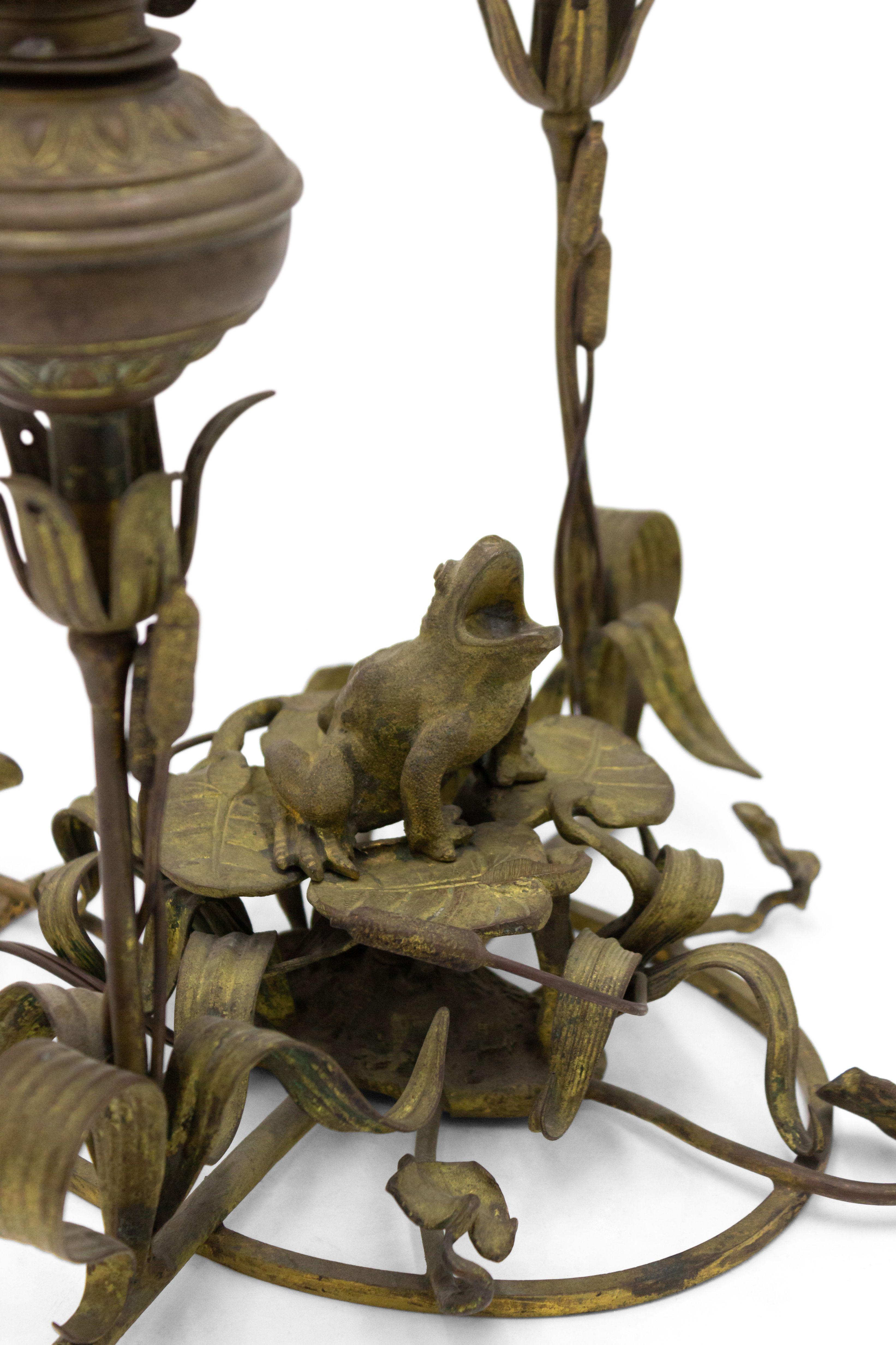 bronze frog lamp