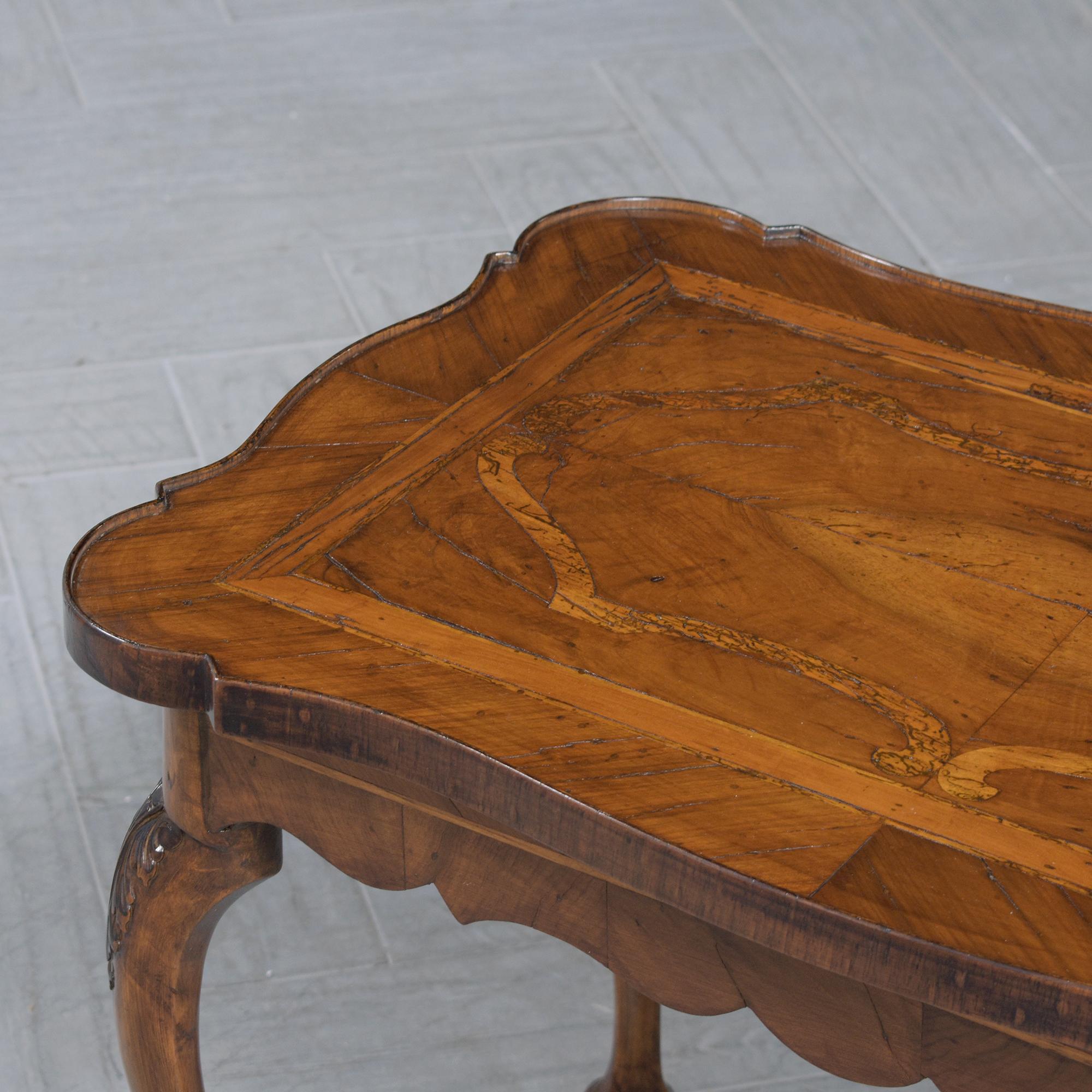 Late 19th-Century English Walnut Side Table with Inlaid Pattern For Sale 3