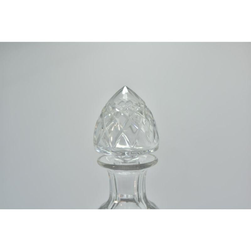 Engraved wine carafe from the late 19th century, 28 cm high and 11.5 cm in diameter.

Additional information:
Material: Glass & crystal.
Artist: Baccarat.
Dimension: 11.5 W x 11.5 D x 28 H cm.