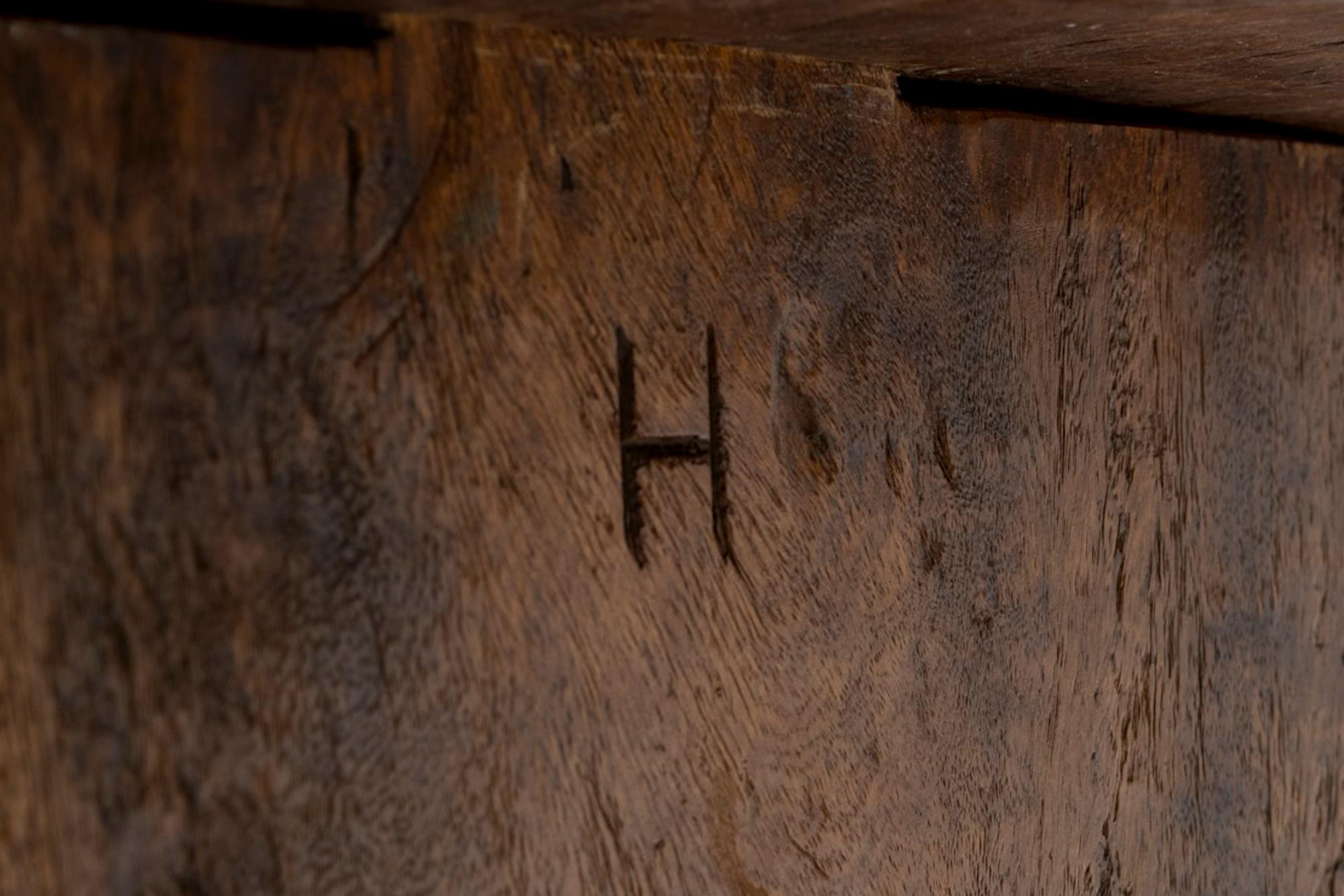 Tavolo da fattoria rustico europeo della fine del XIX secolo, fatto a mano in vendita 11