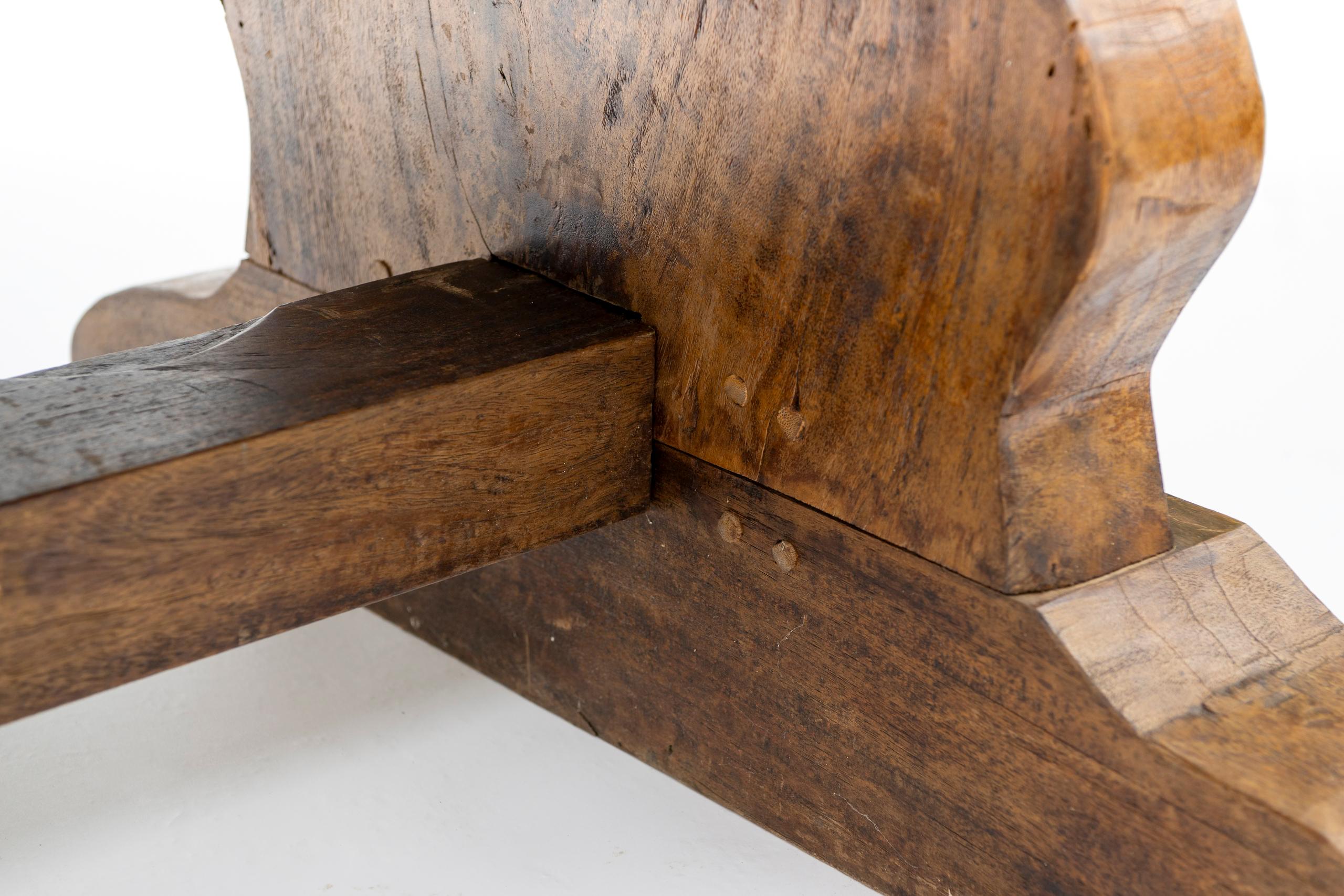 Tavolo da fattoria rustico europeo della fine del XIX secolo, fatto a mano in vendita 1