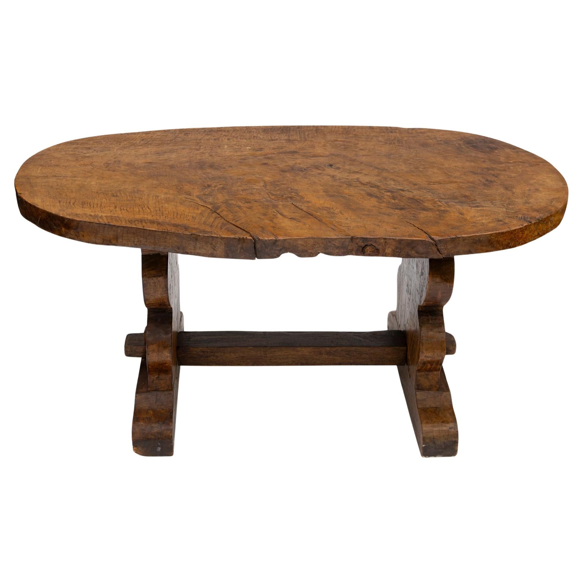 Tavolo da fattoria rustico europeo della fine del XIX secolo, fatto a mano