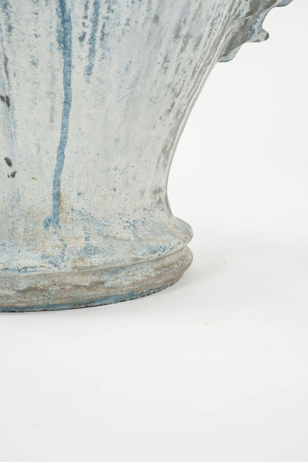 Late 19th Century Faded Blue-Color Enamel Cast Iron Urn For Sale 6