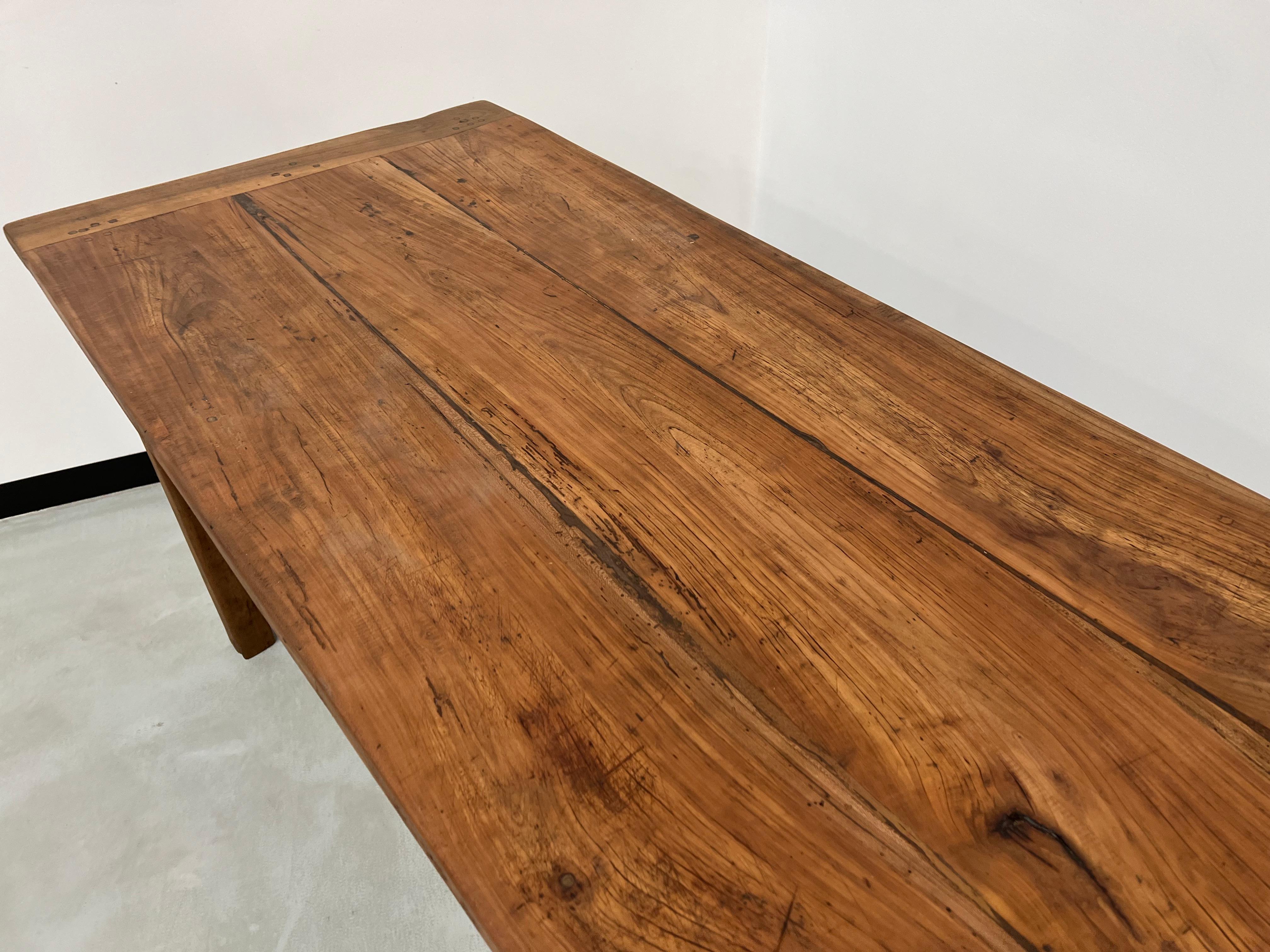 Late 19th century farm table in solid cherry wood For Sale 1