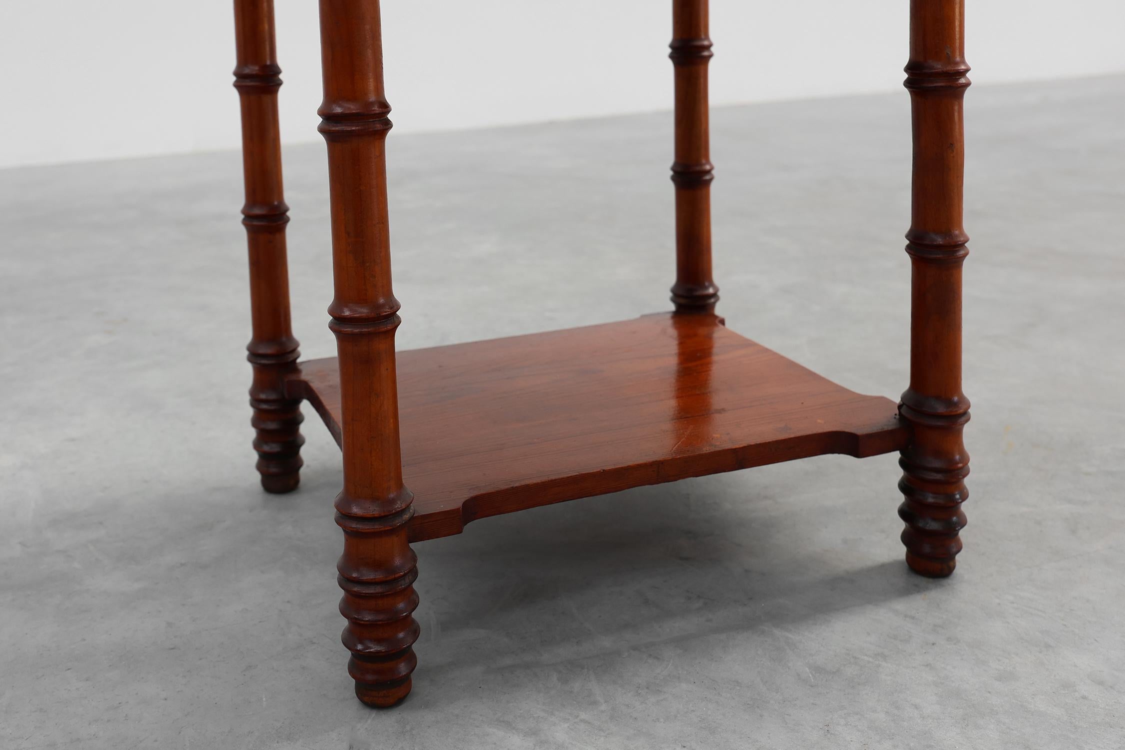 Late 19th century Faux bamboo and marble bedside table, France en vente 3