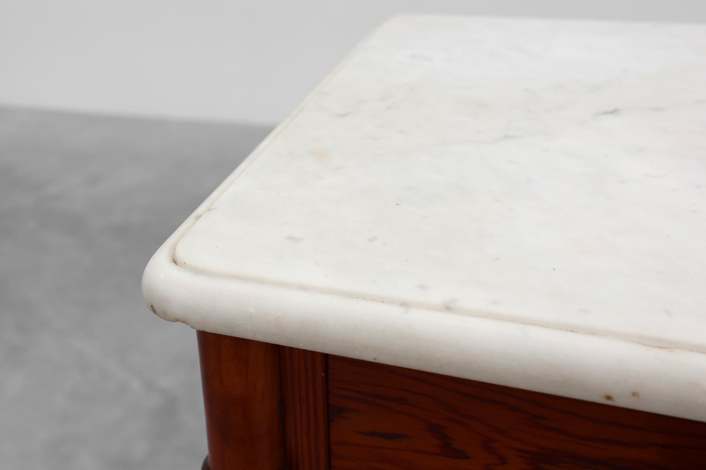 Late 19th century Faux bamboo and marble bedside table, France en vente 6